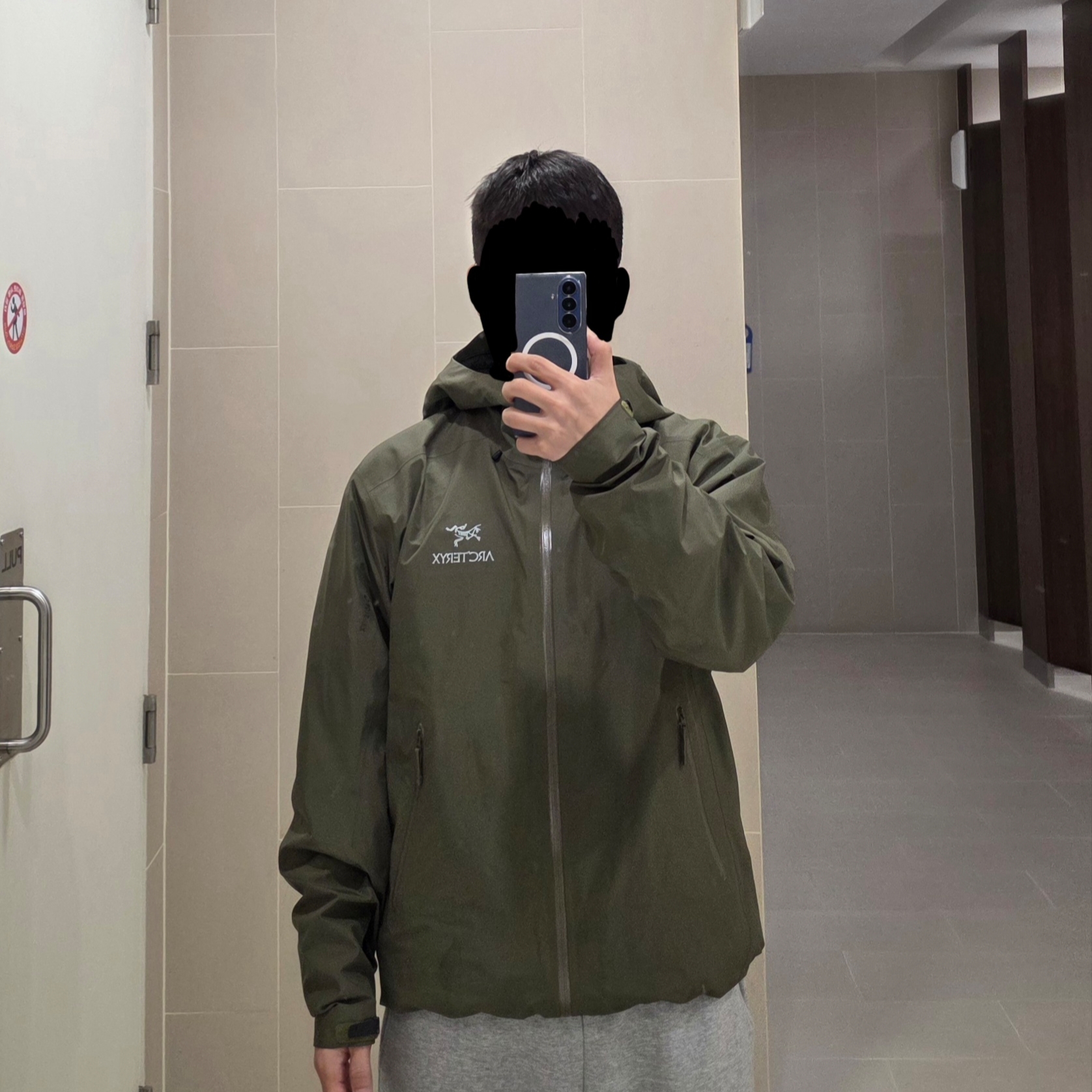 Arc'teryx Beta LT Jacket Tatsu 착용 스타일 - 2
