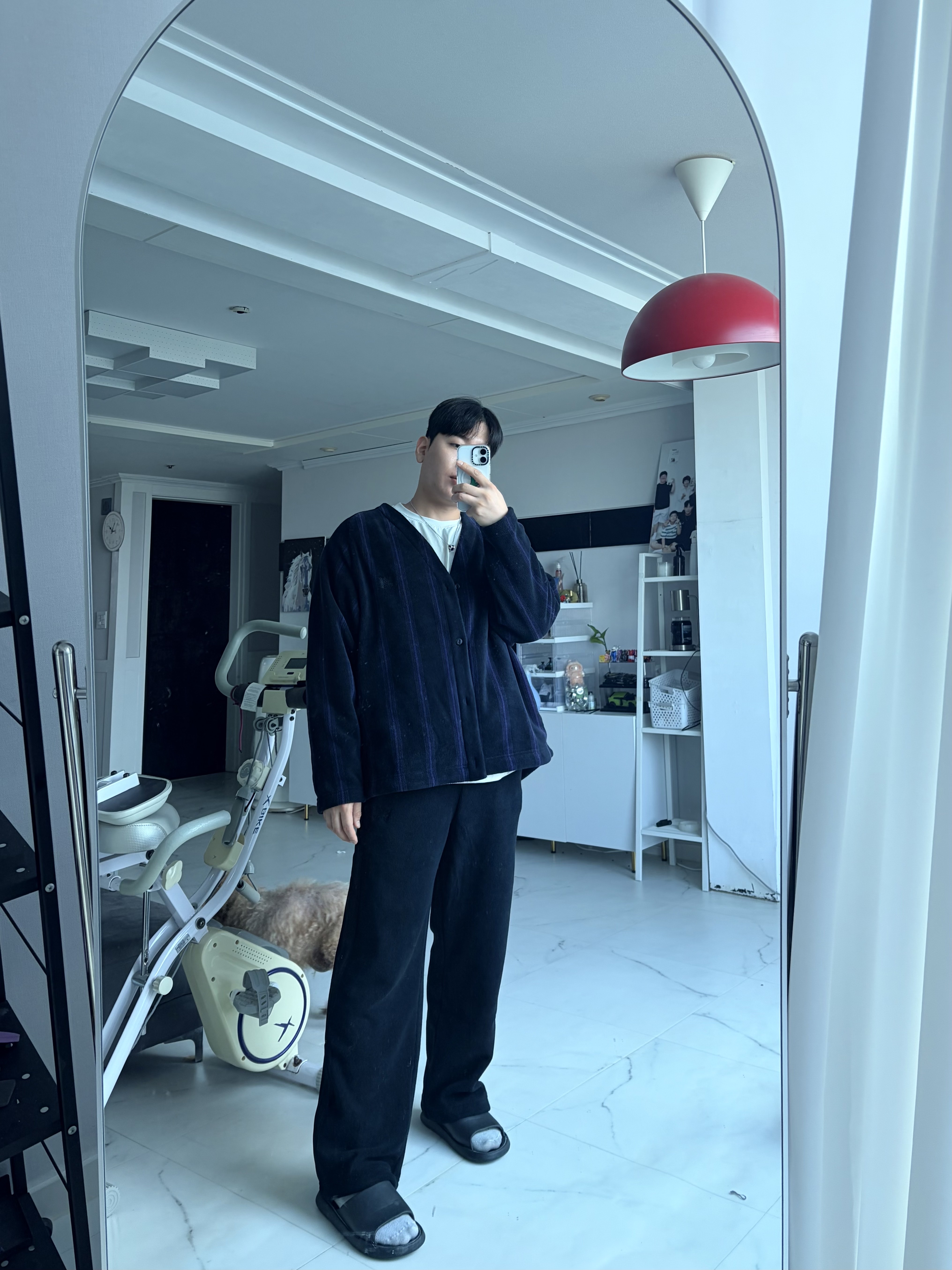 Uniqlo x Needles Fleece Oversized Cardigan Black - KR, Uniqlo x Needles Fleece Wide Pants Black - KR 착용 스타일 - 2