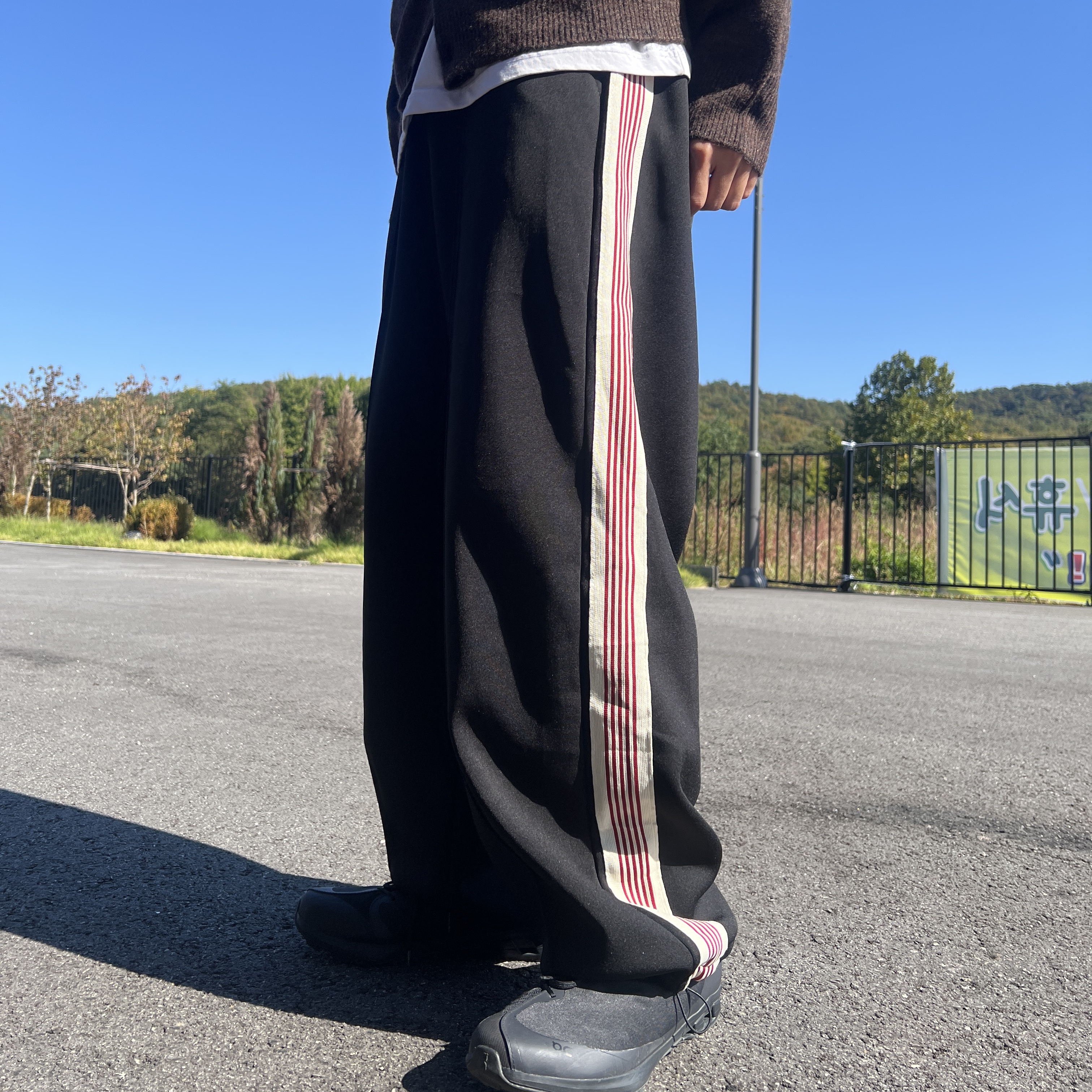 On Running x Post Archive Faction (Paf) Cloudventure Peak All Black 착용 스타일