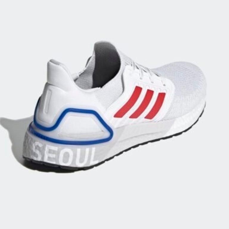 Adidas Ultra Boost 20 Cloud White Glory Red 착용 스타일 - 4