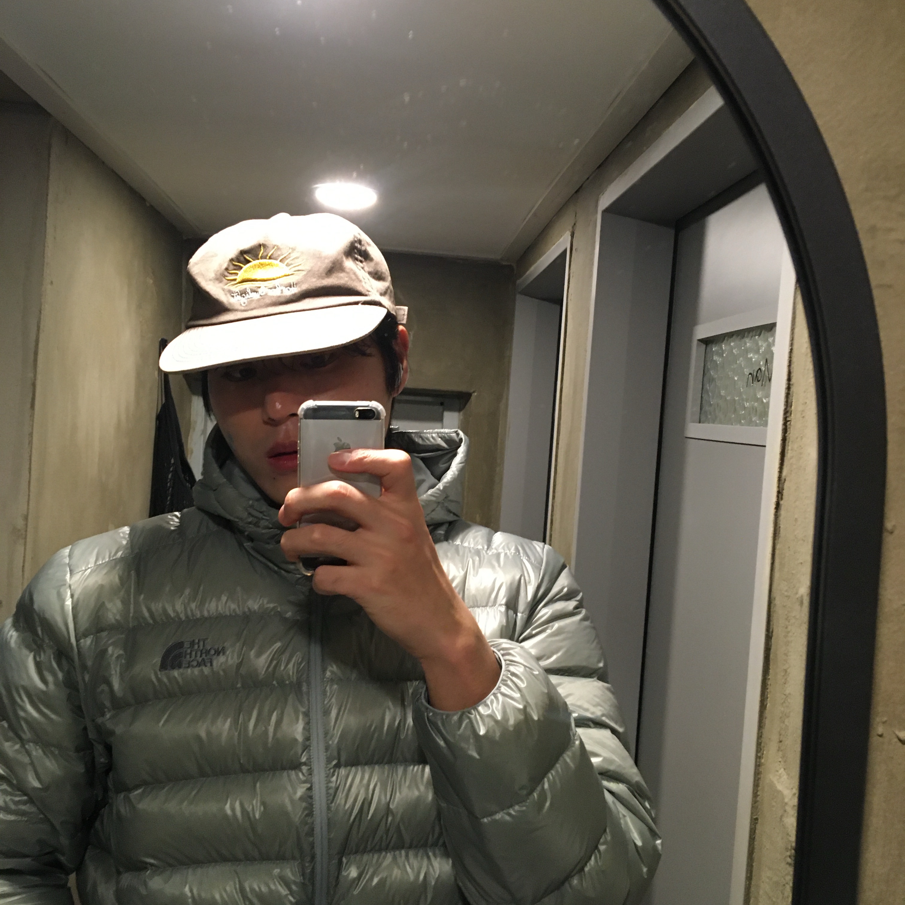 The North Face Matier EX RDS Down Hoodie Light Gray - 25FW 착용 스타일 - 2