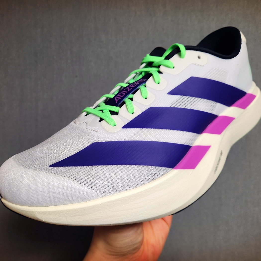 Adidas Adizero EVO SL Cloud White Collegiate Purple 착용 스타일 - 1