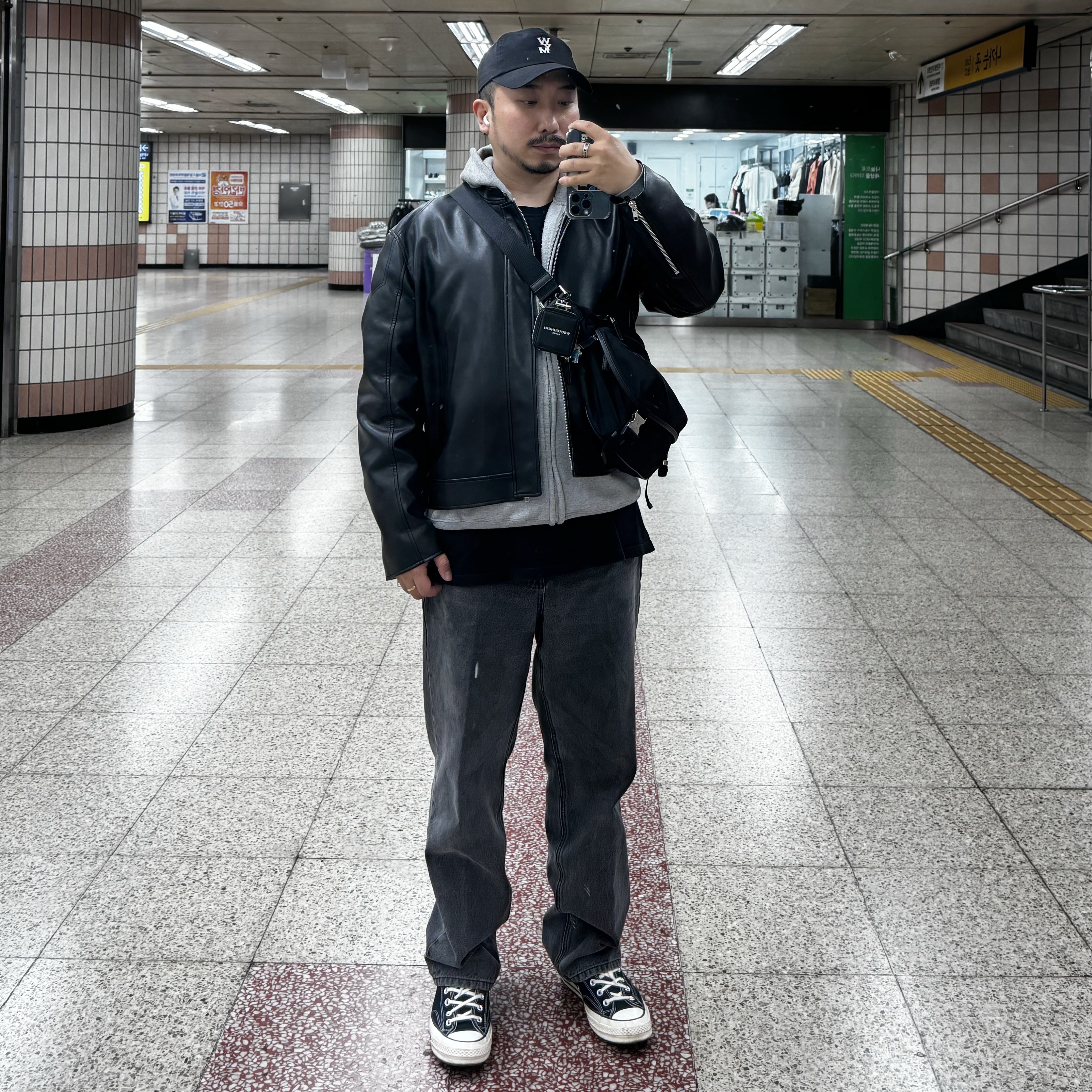 Converse Chuck 70 Ox Black - Standard, Wooyoungmi Logo Ball Cap Black - 25SS 착용 스타일