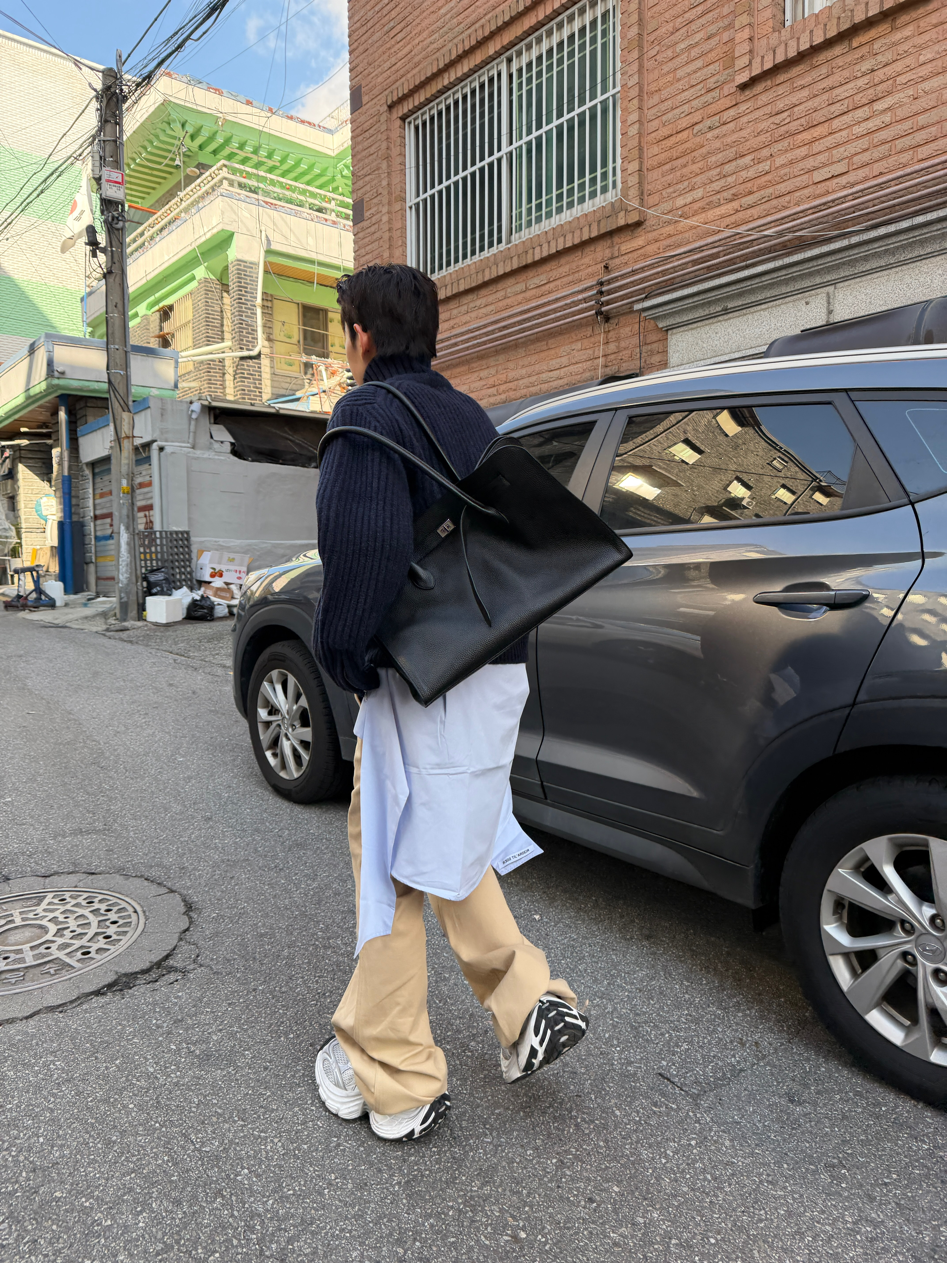 Farfromwhat Far Heavy Rib Wool Knit_Navy, ROARINGRAD Shirt Zipper Flare Pants Beige 착용 스타일 - 3