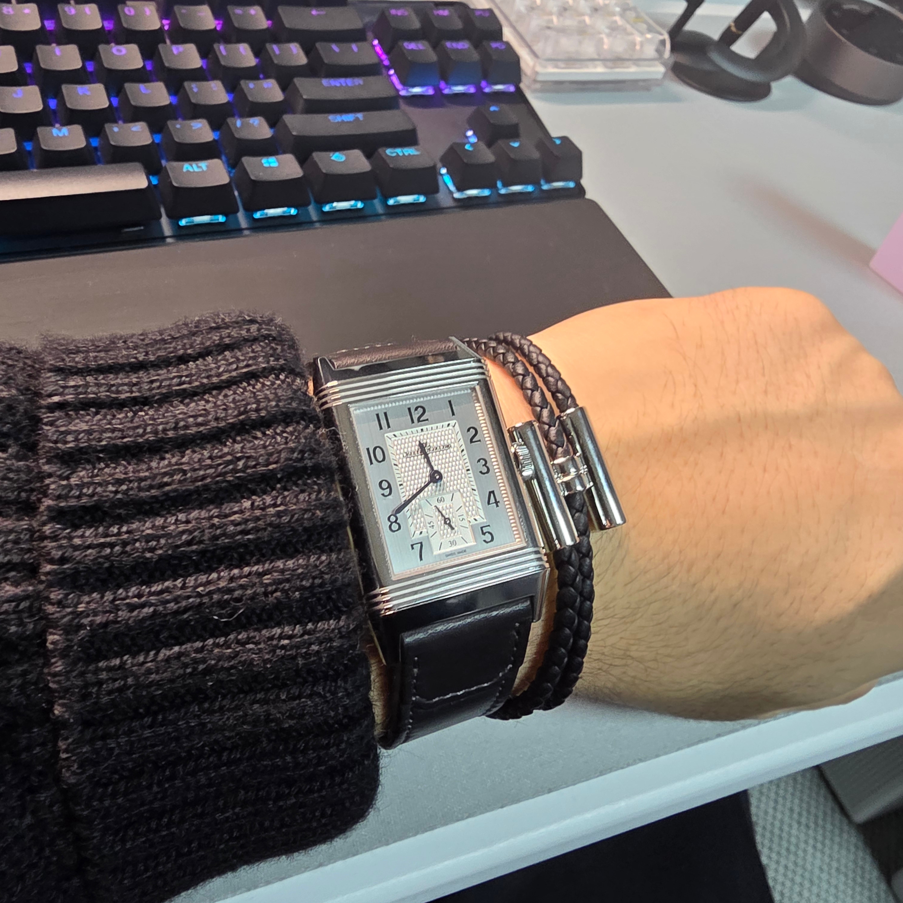 Hermes Tournis Tresse Bracelet Swift Calfskin Palladium & Noir 착용 스타일
