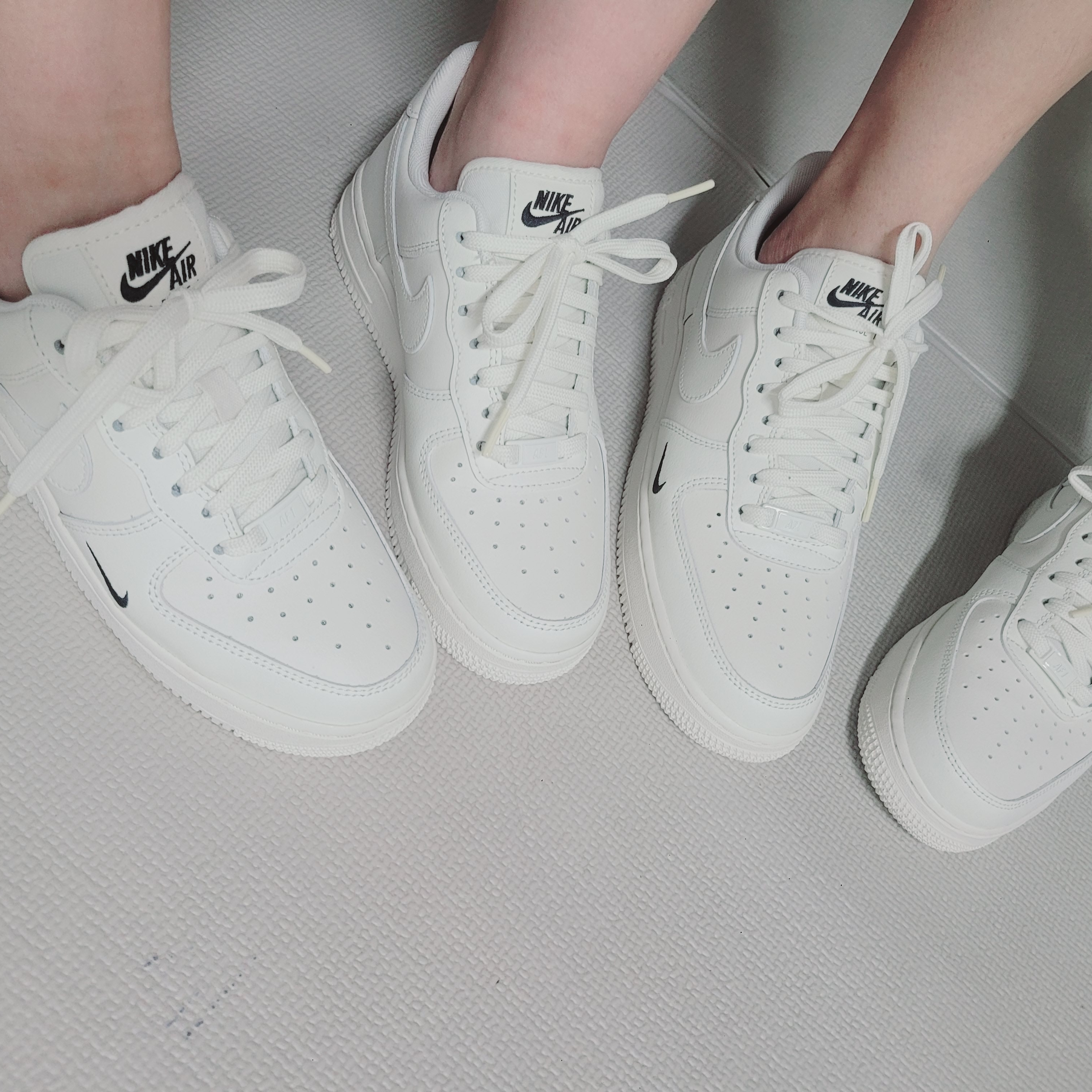 (W) Nike Air Force 1 '07 Essential TRK3 Sail 착용 스타일