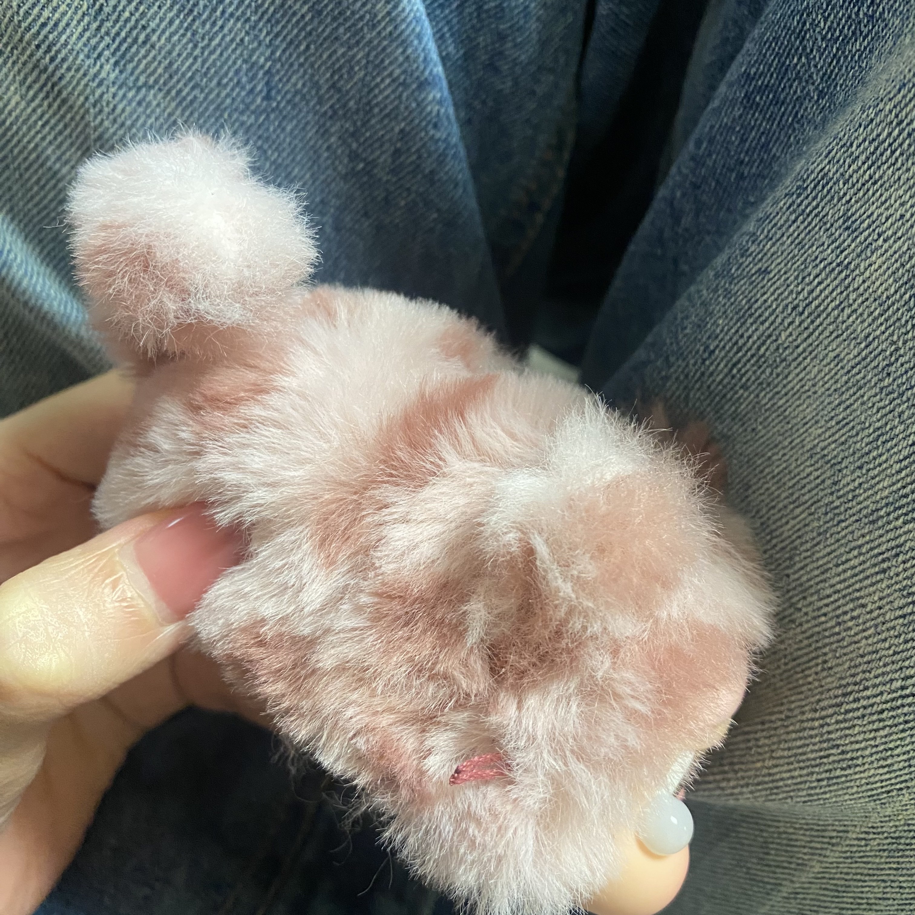 Pop Mart Crybaby Wild But Cutie Series Vinyl Plush Pendant Pink Cutie (Opened Case) 착용 스타일 - 2