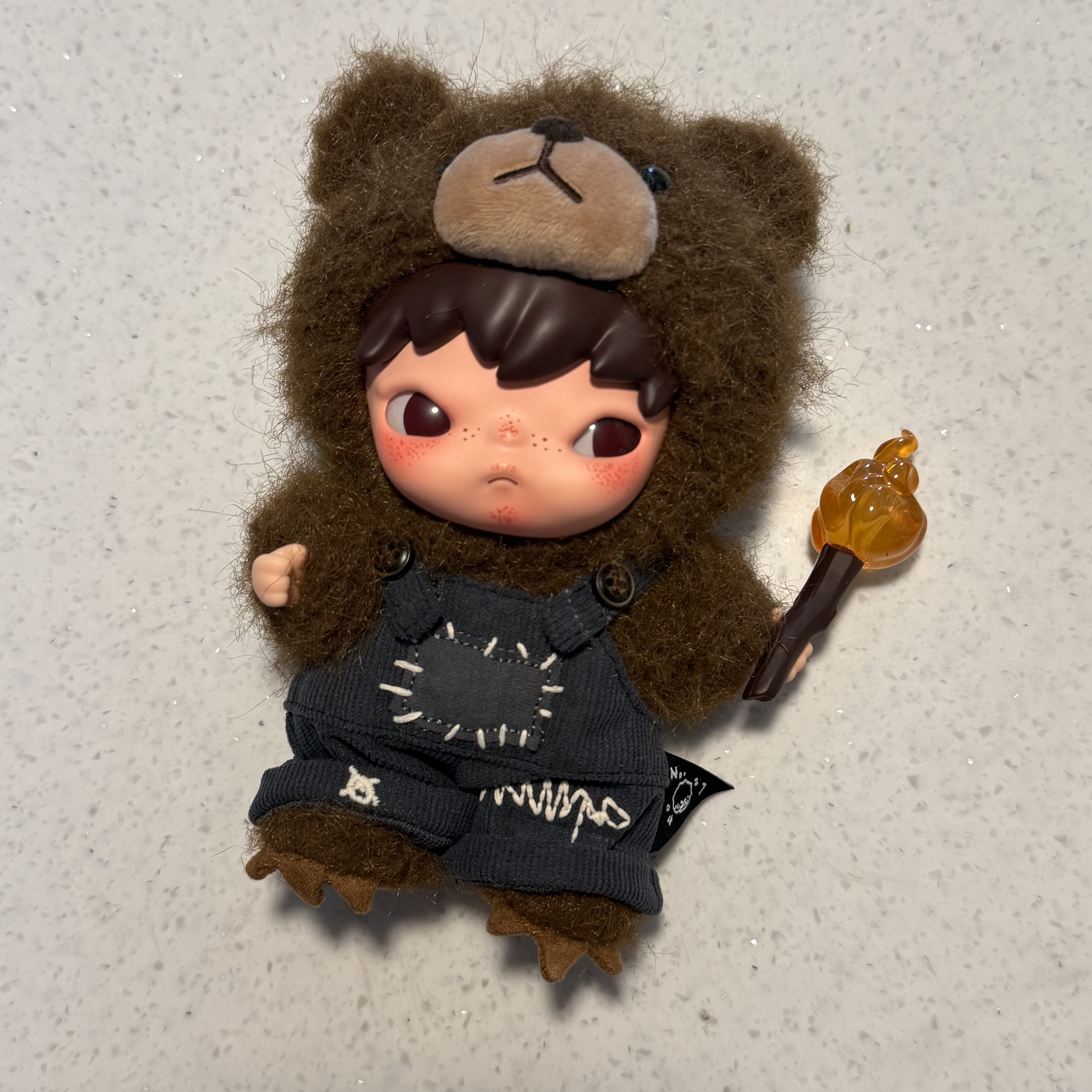 Pop Mart Hirono Living Wild-Fight For Joy Plush Doll 착용 스타일 - 2