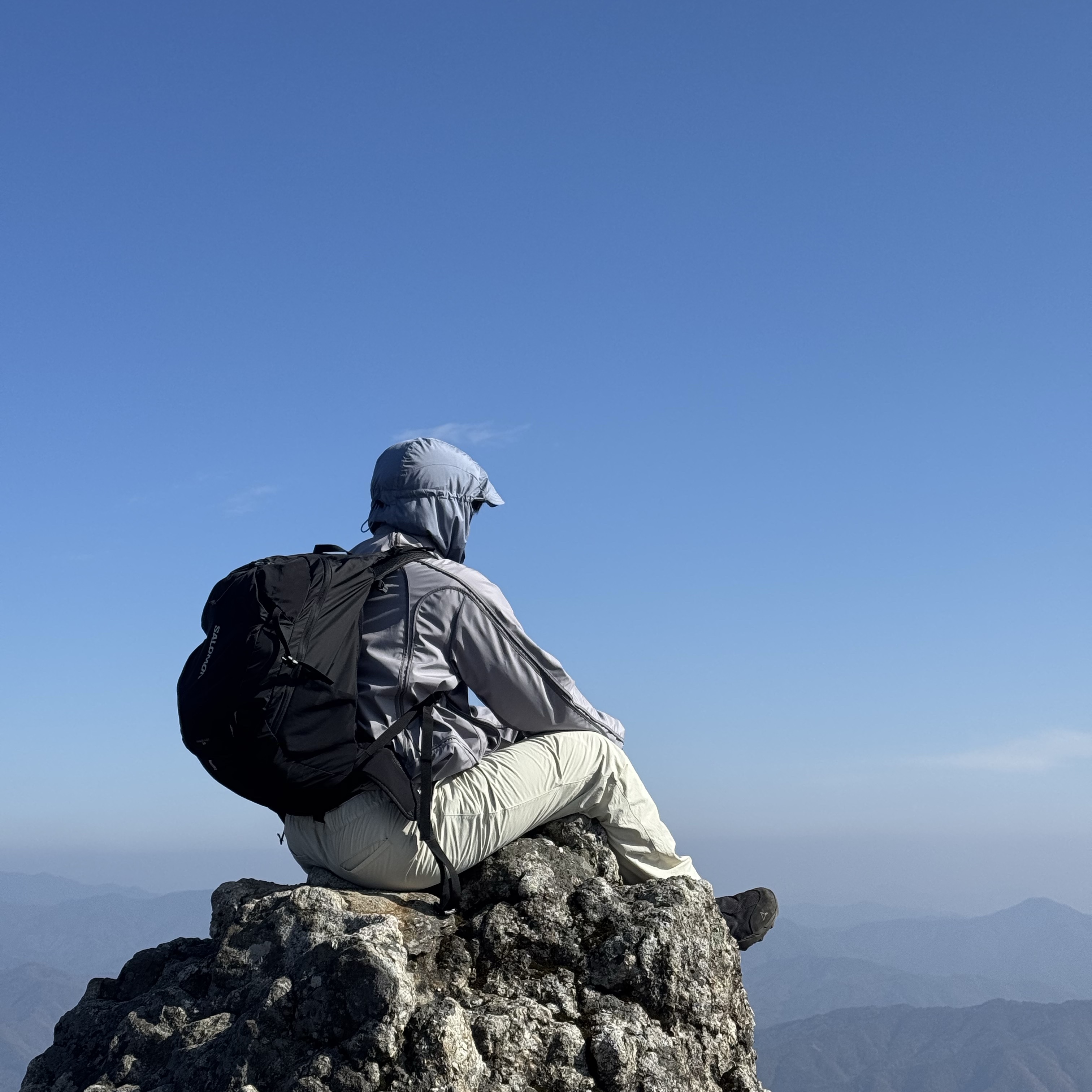 산산기어 도킹 자켓 V2 그레이 - 23FW | Sansan Gear | KREAM