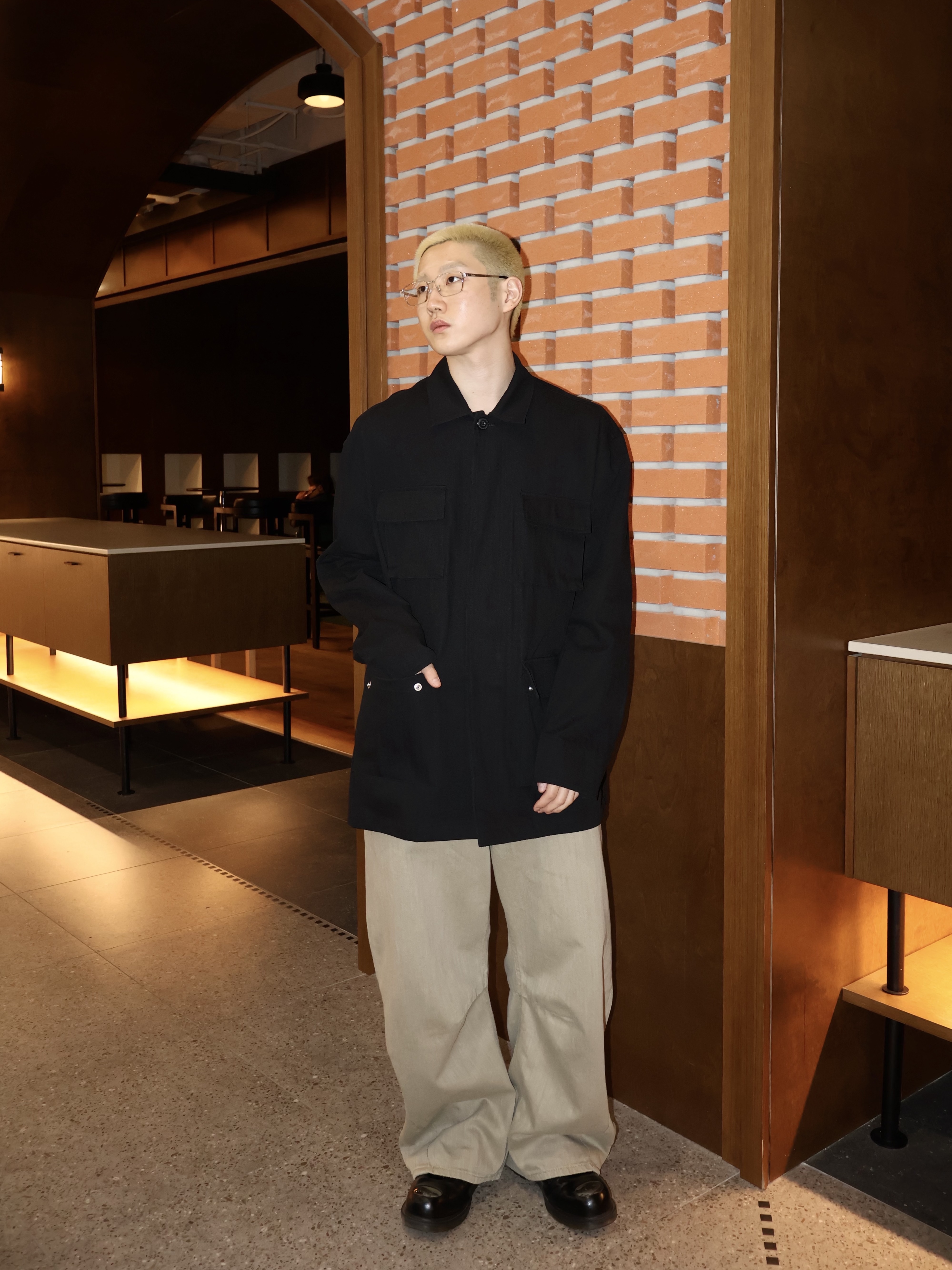 Ballute Garments Dying Curved Pants Beige 착용 스타일 - 2