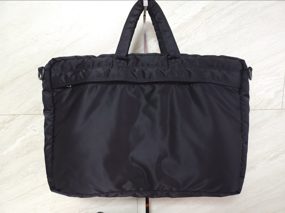 Porter Tanker 2Way Briefcase Black, Porter Tanker 2Way Briefcase Black 착용 스타일 - 4