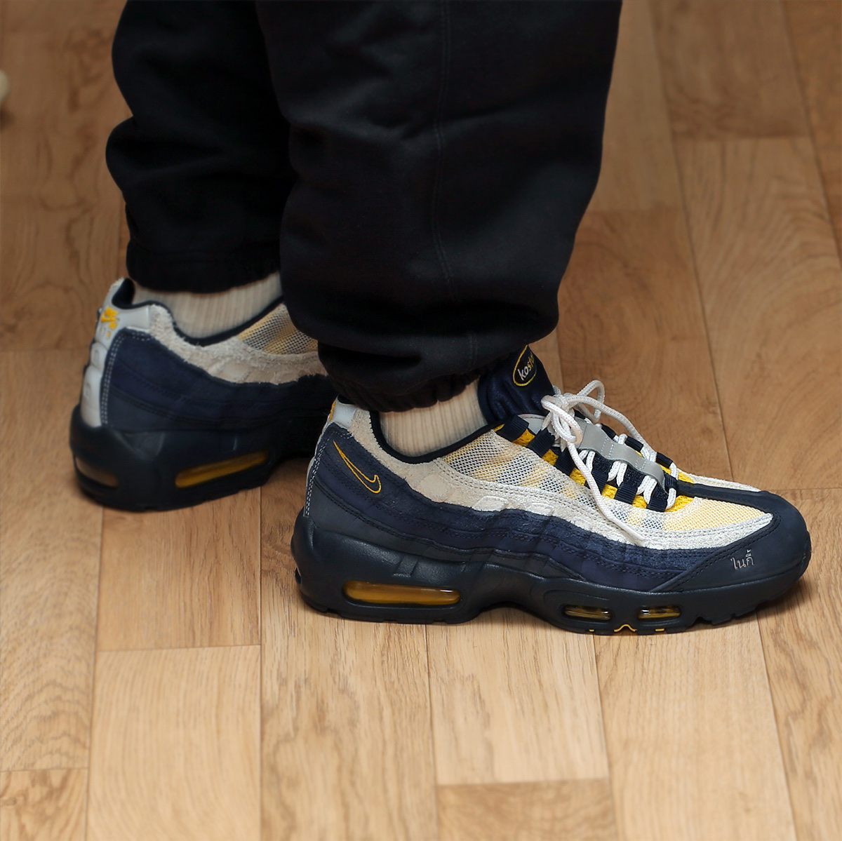Nike x Eric Koston SB Air Max 95 Obsidian and Speed Yellow 착용 스타일 - 10