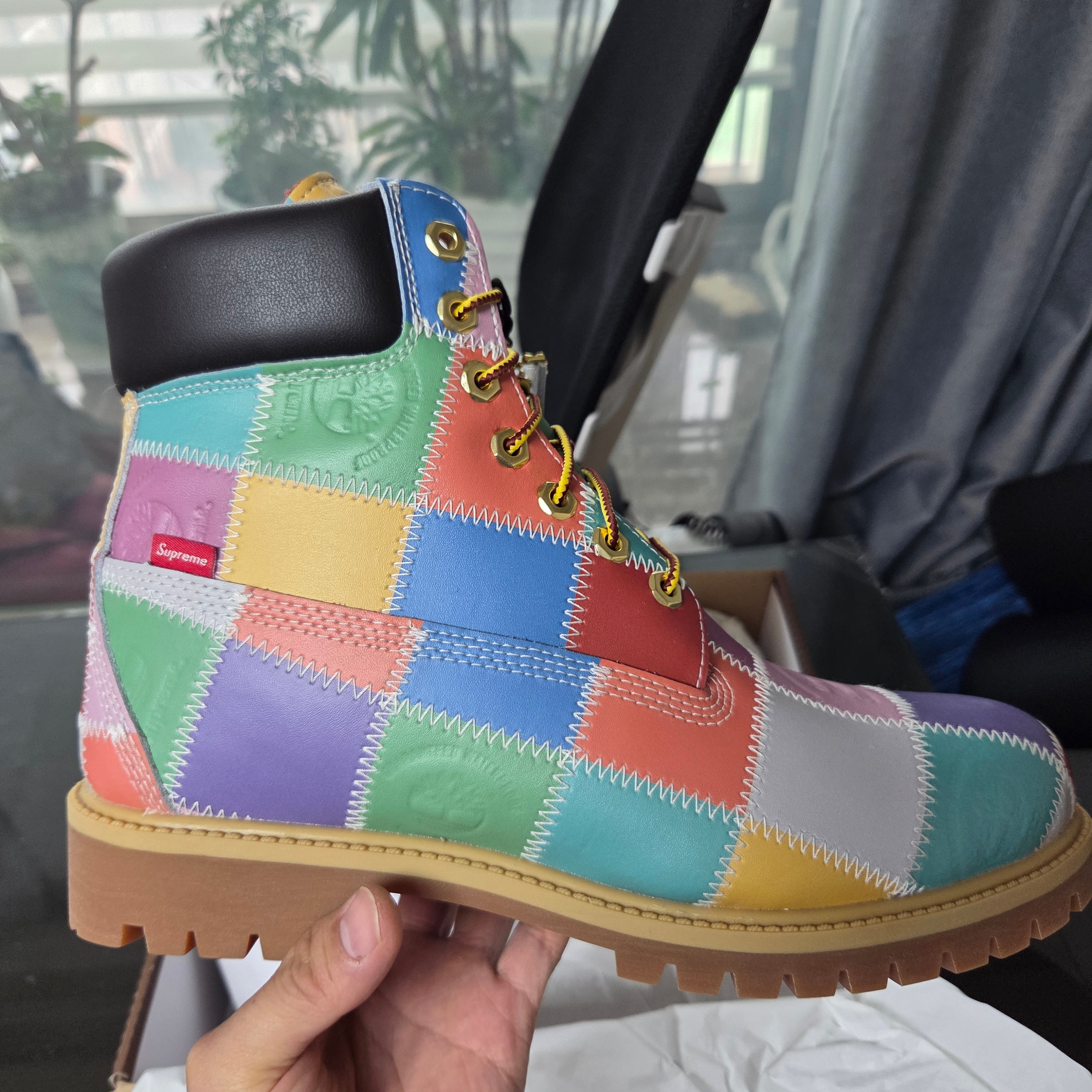 Timberland x Supreme Patchwork 6 Inch Premium Waterproof Boot Multicolor - 25FW - Medium 착용 스타일 - 1