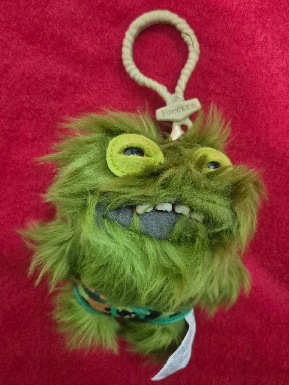 Fuggler McGoo Grin Keyring 착용 스타일