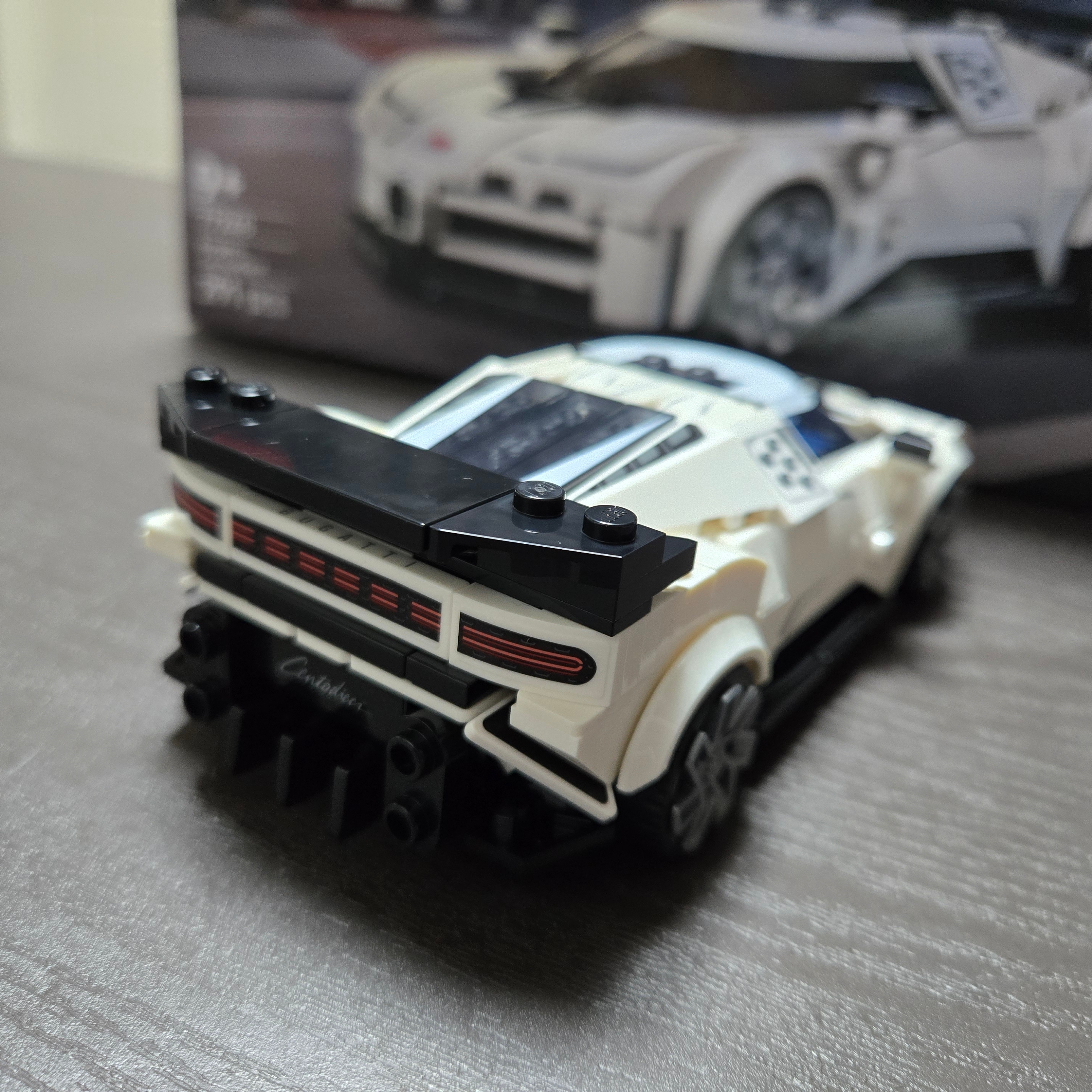 Lego Bugatti Centodieci Hyper Sports Car 착용 스타일 - 3