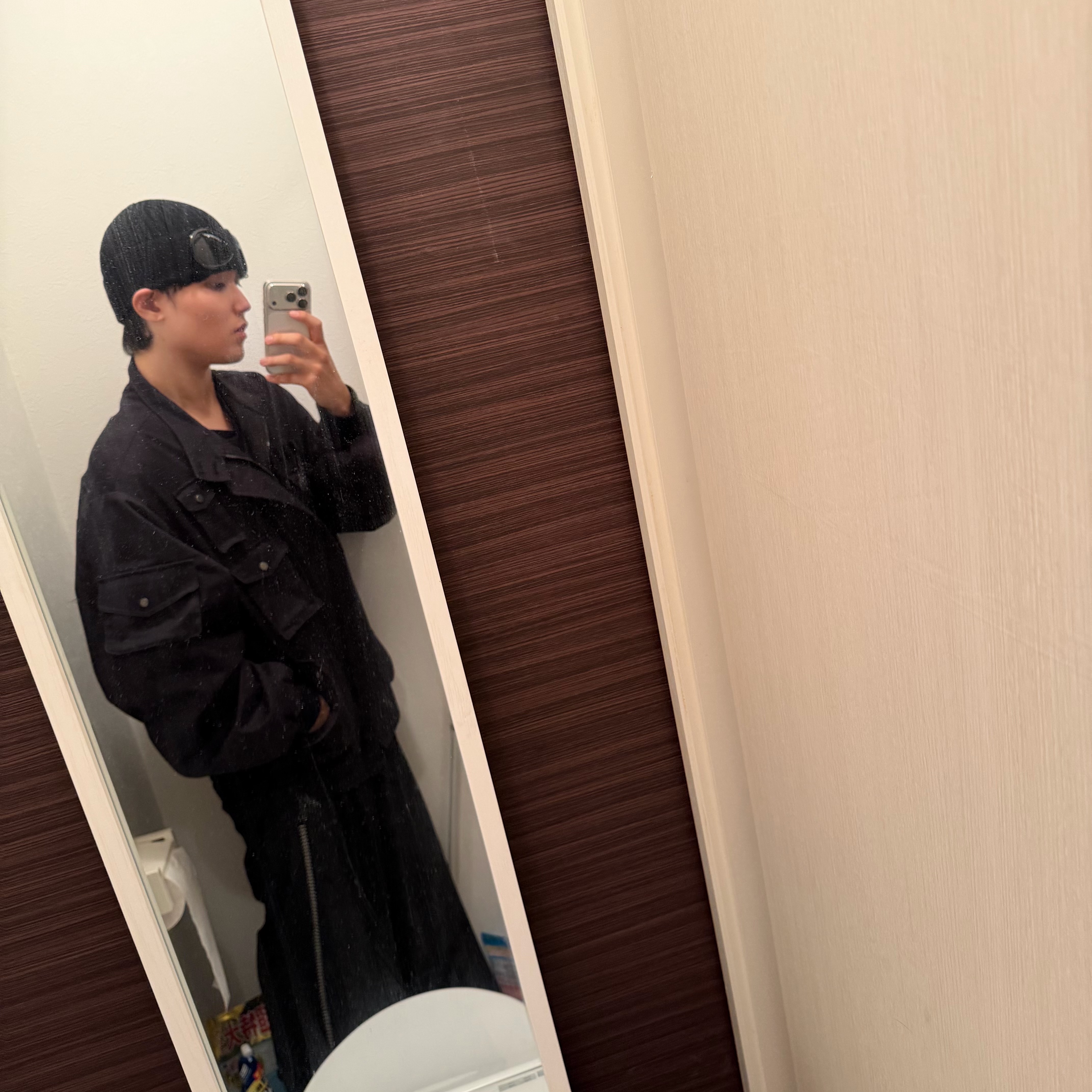 C.P. Company Extra Fine Merino Wool Goggle Beanie Black - 24FW 착용 스타일 - 2