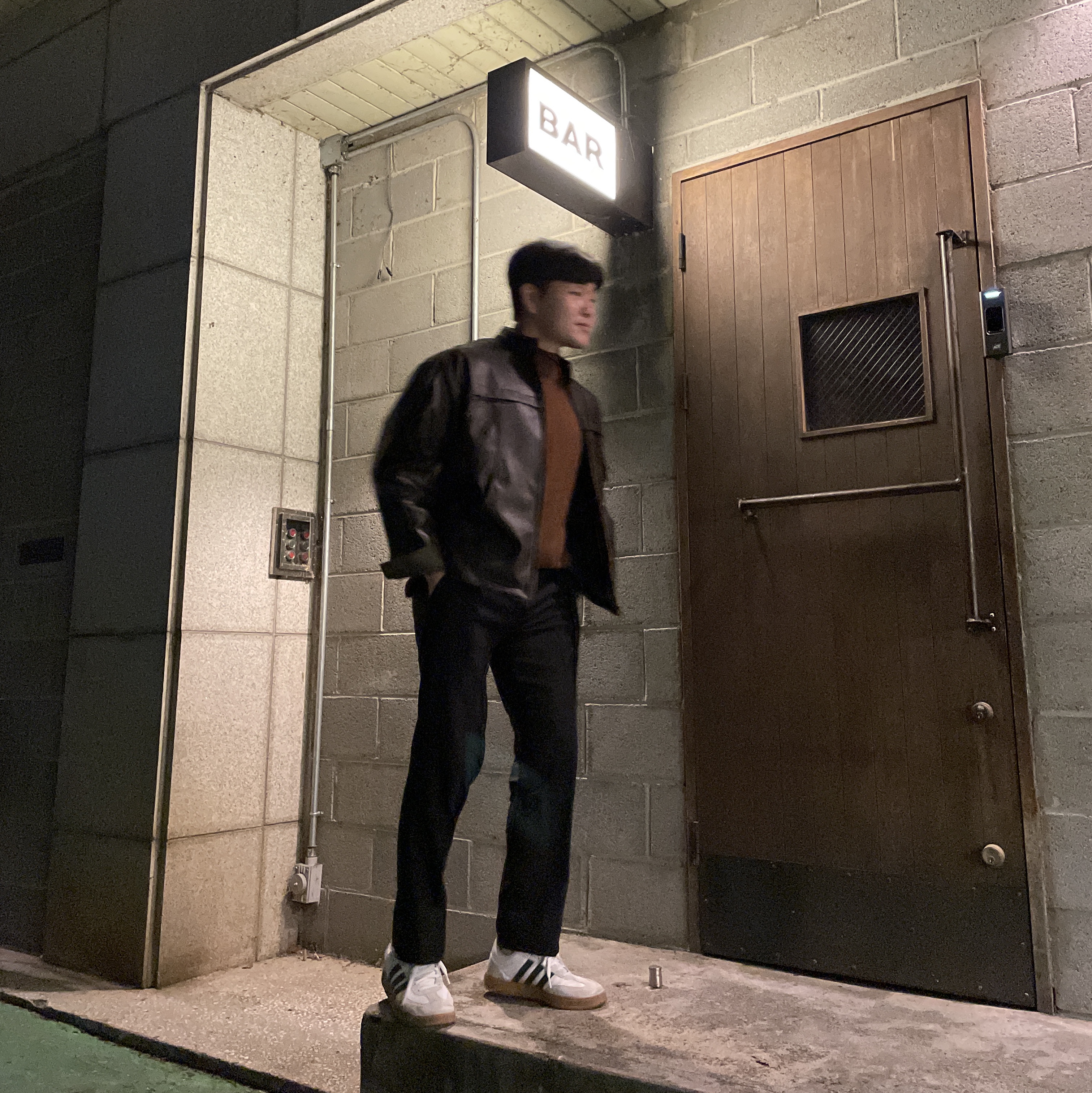 Stone Island 101WN Brushed Cotton Canvas T.CO+OLD Overshirt Black - 22FW, Adidas Gradas Collegiate Green 착용 스타일 - 2