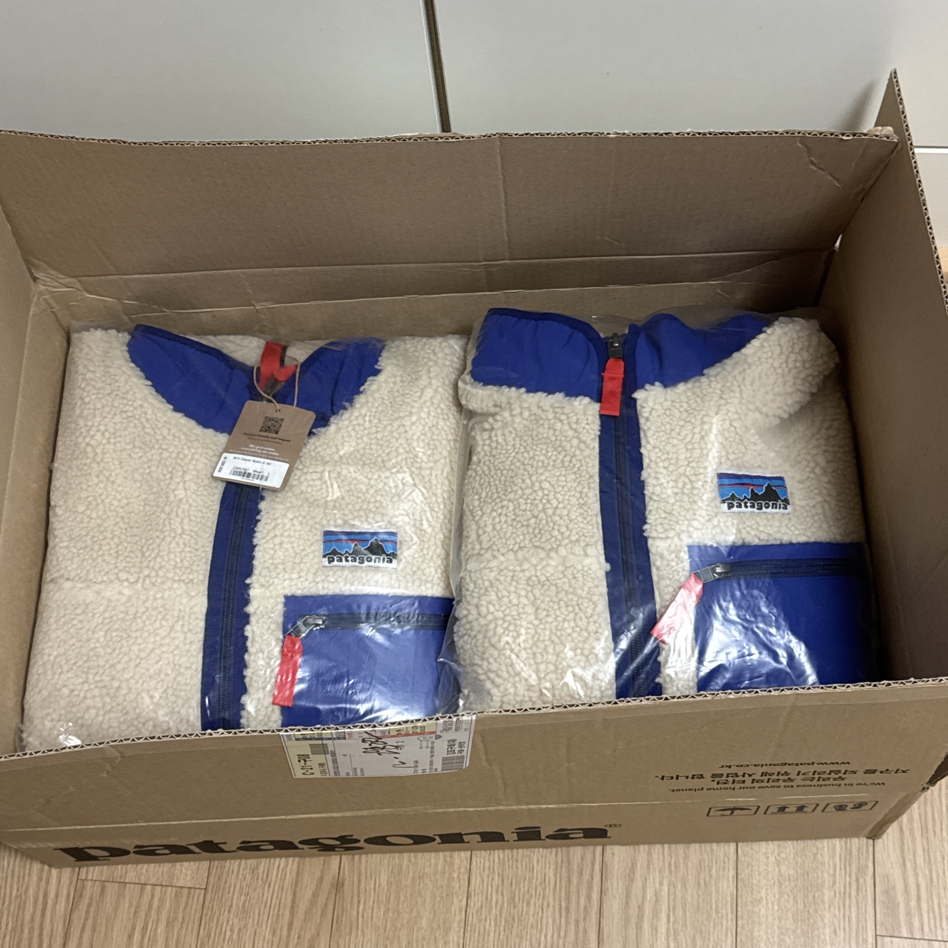 Patagonia Classic Retro-X Fleece Jacket Dark Natural 착용 스타일