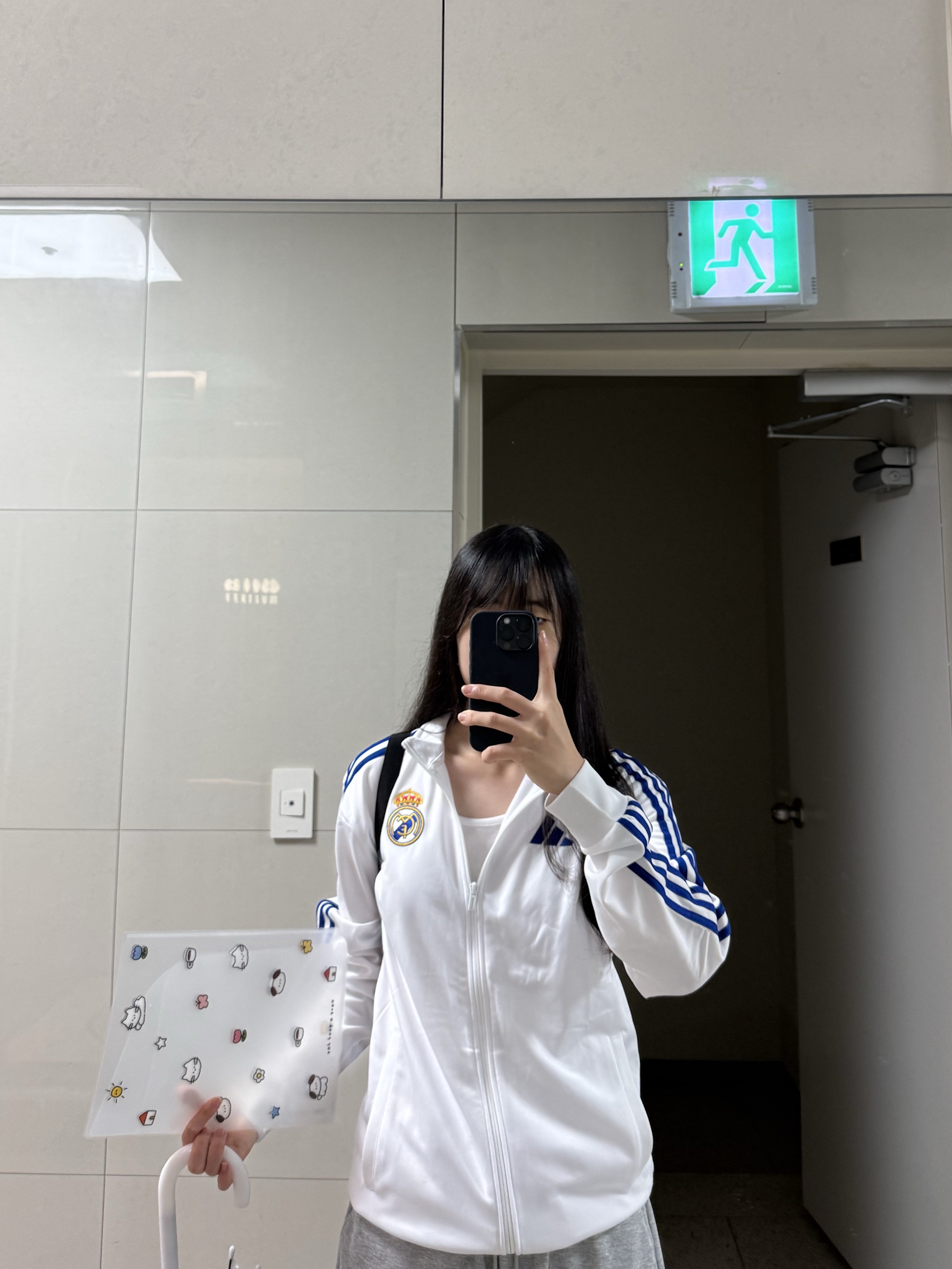 Adidas Real Madrid DNA Track Top White - US Sizing 착용 스타일