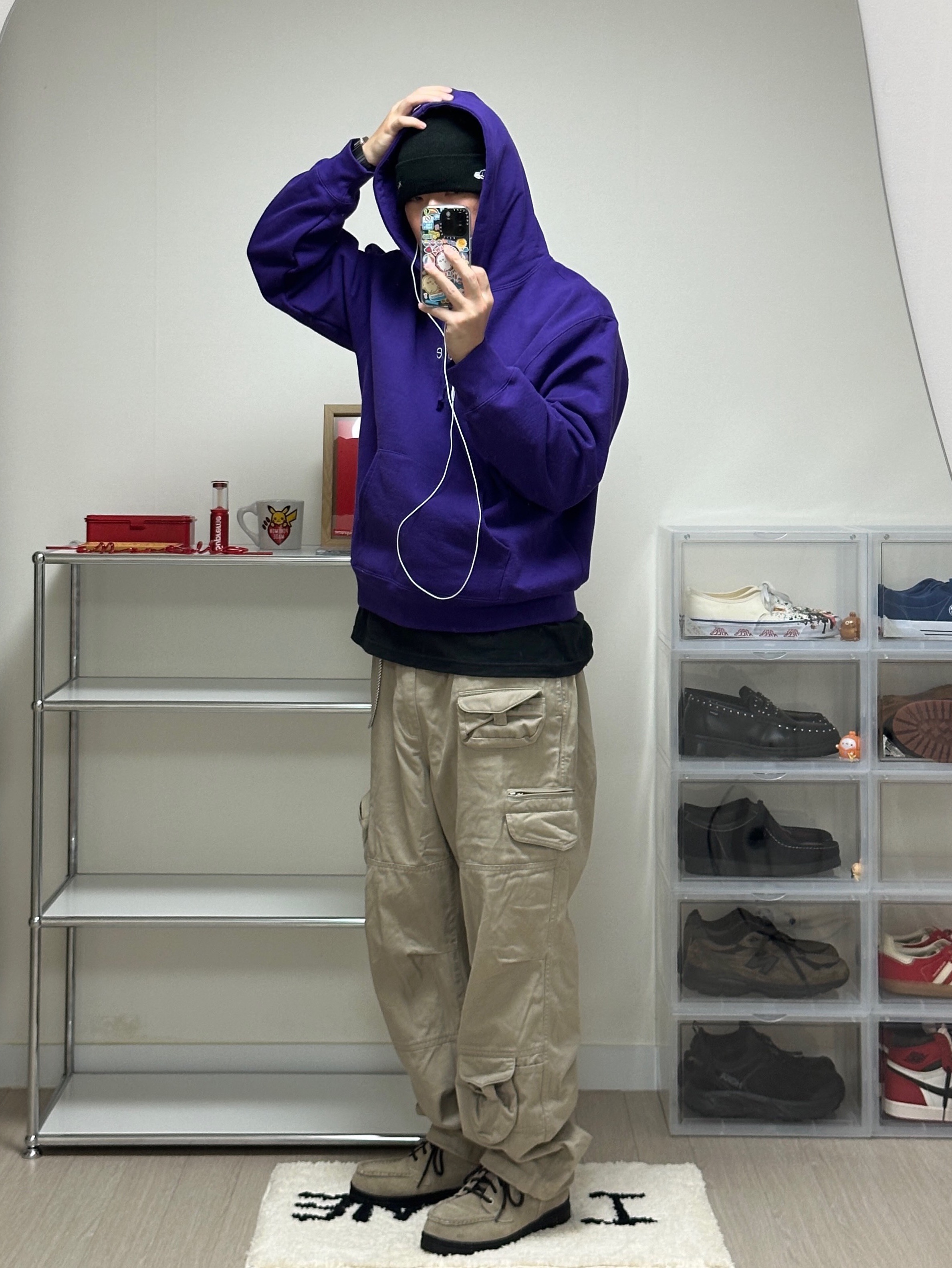 Supreme Classic Logo Seoul Shop Hooded Sweatshirt Purple - 25FW, Supreme New Era Box Logo Beanie Black - 24FW 착용 스타일
