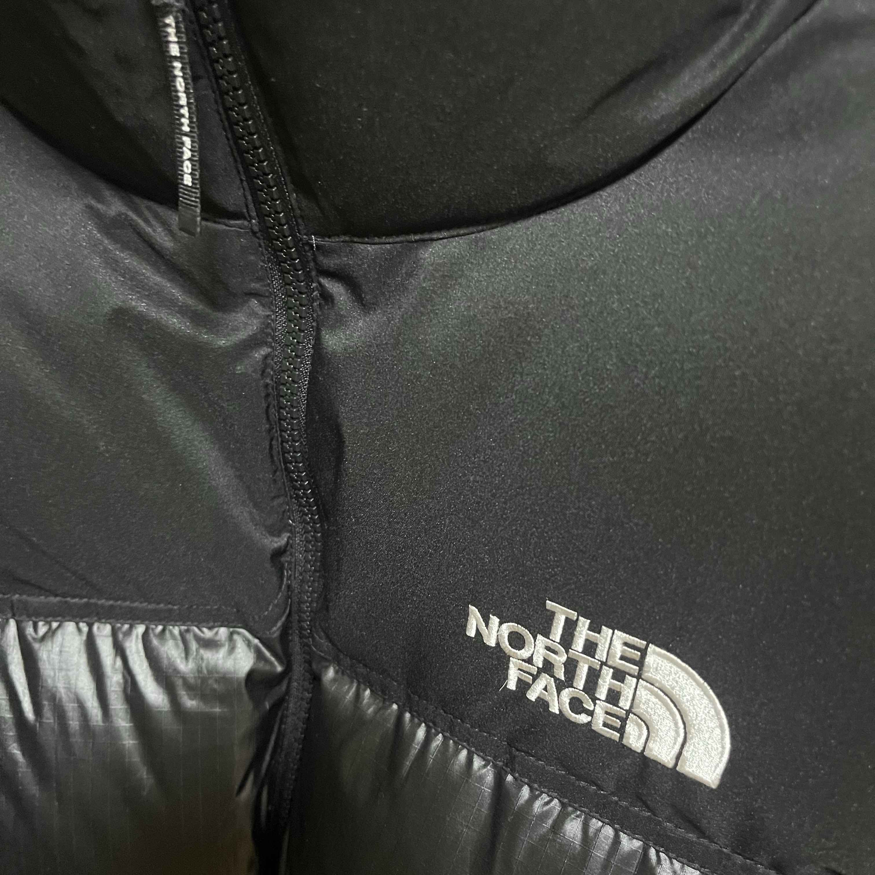 (W) The North Face White Label Novelty Nuptse Down Jacket Black 착용 스타일