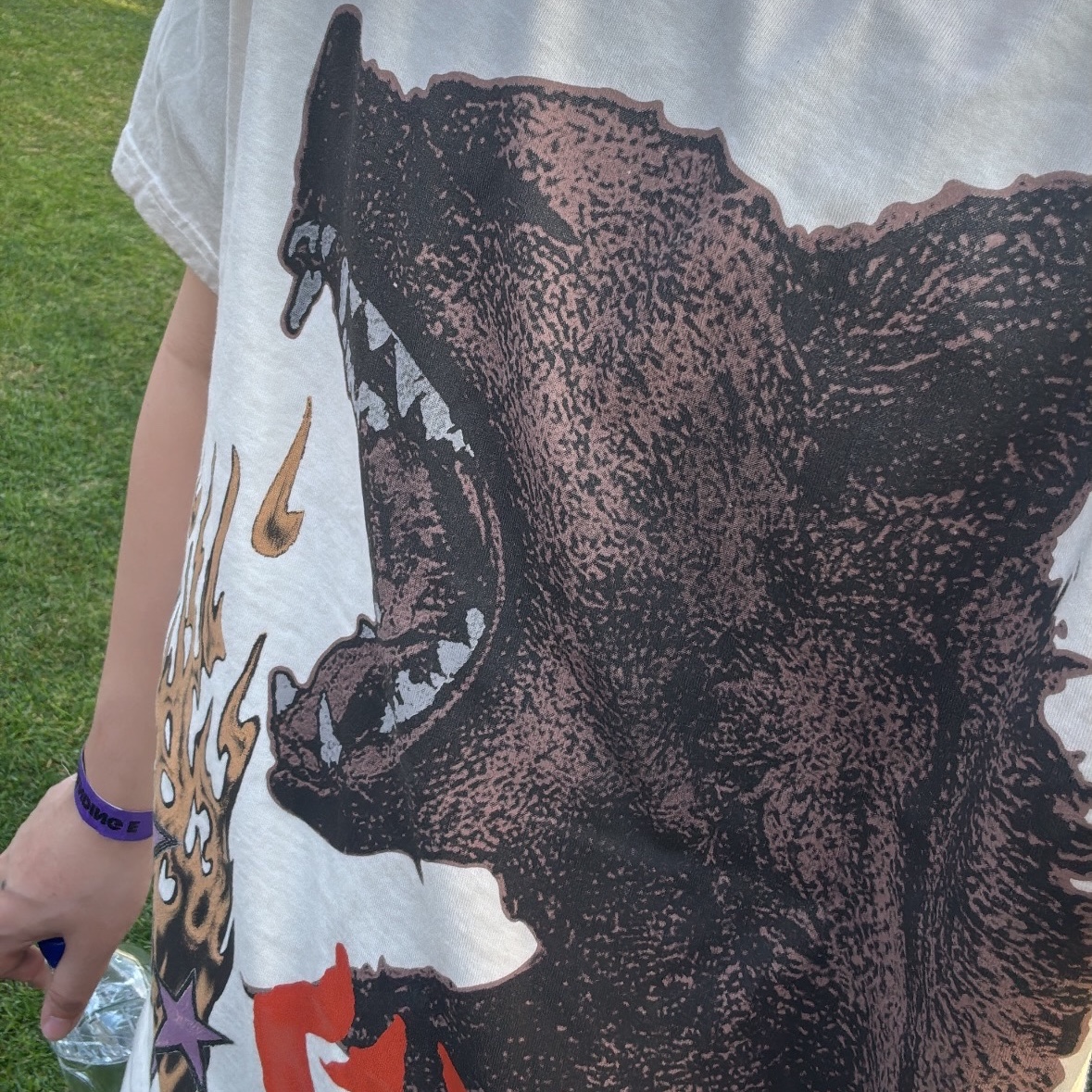 Travis Scott Circus Maximus Stadium Tour 25 Where Was Us T-Shirts Dirty White 착용 스타일
