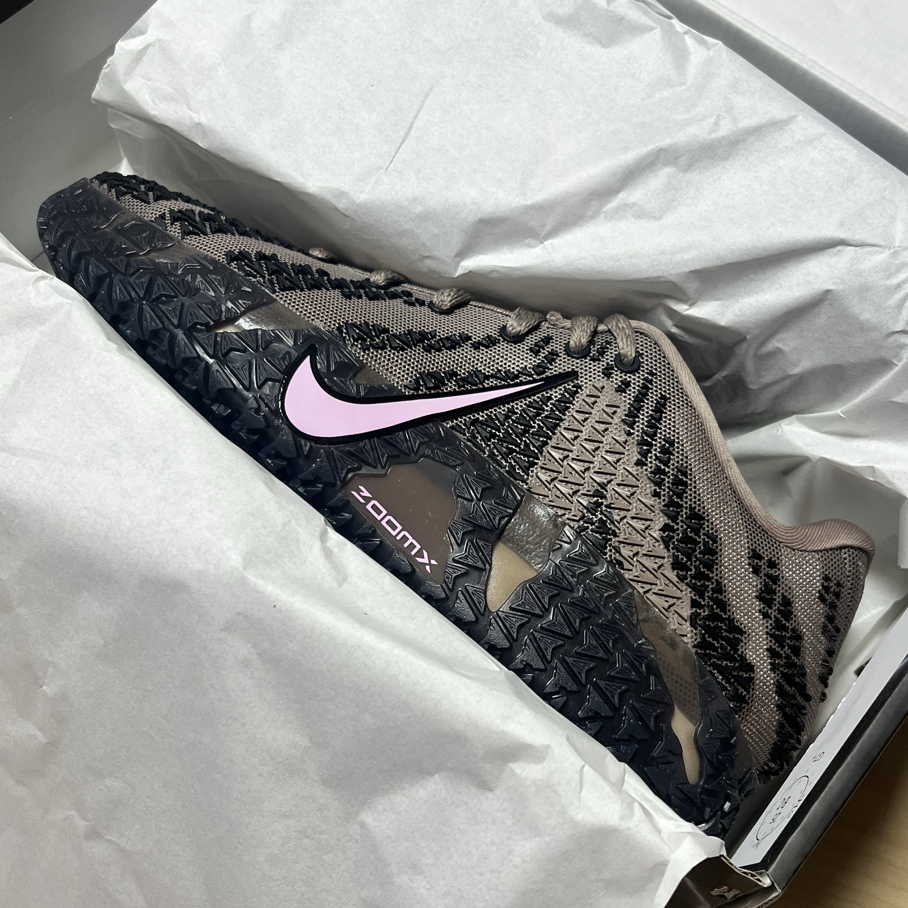 Nike Ja 3 EP Mink Brown Pink Foam 착용 스타일 - 3