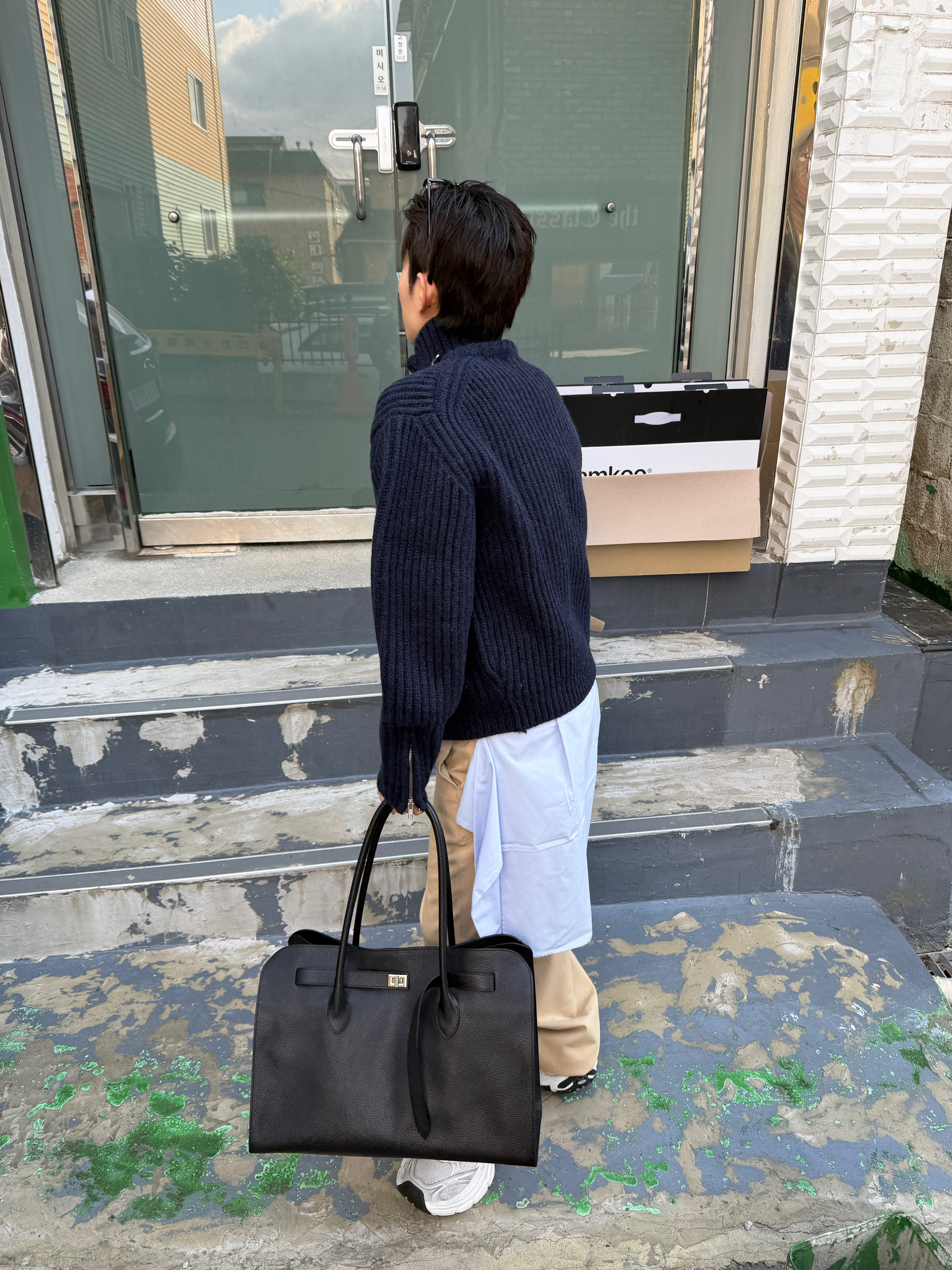 Farfromwhat Far Heavy Rib Wool Knit_Navy, ROARINGRAD Shirt Zipper Flare Pants Beige 착용 스타일 - 2