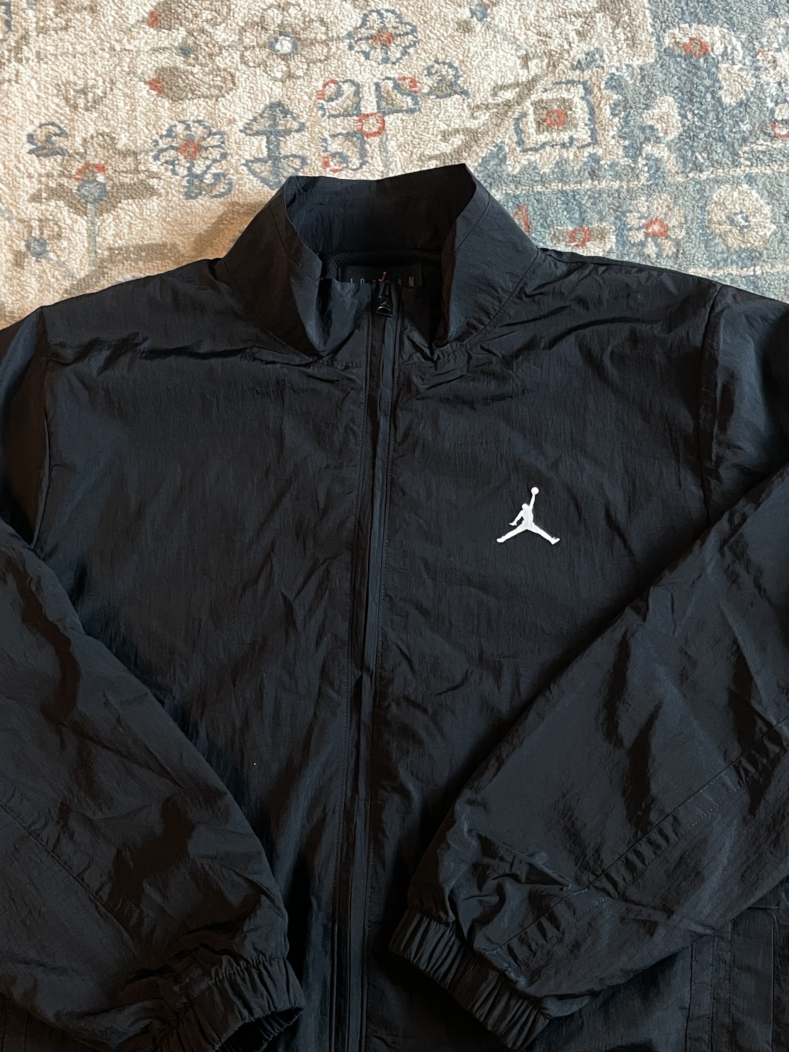 Jordan Essentials Woven Jacket Black - US/EU 착용 스타일 - 2