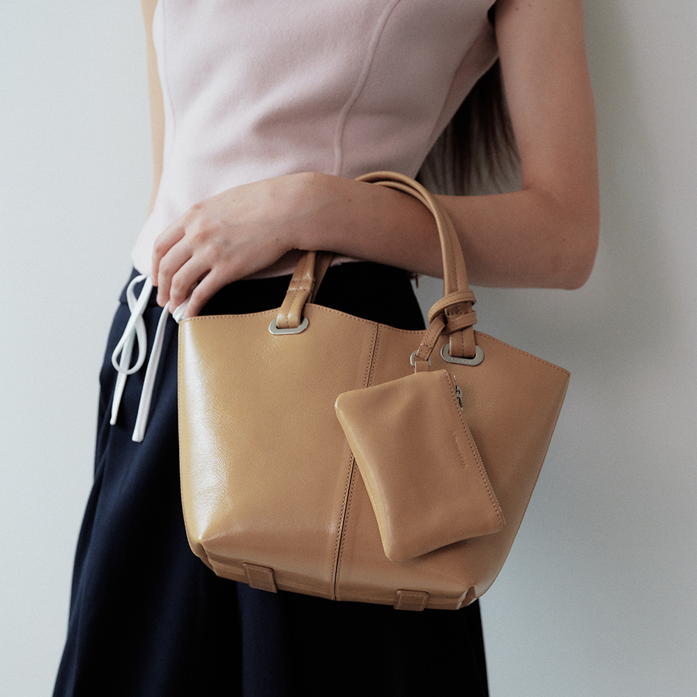 아포아 하르 스몰 쇼퍼백 베이지(APOA Haleu Small Shopper Bag Beige) - 2