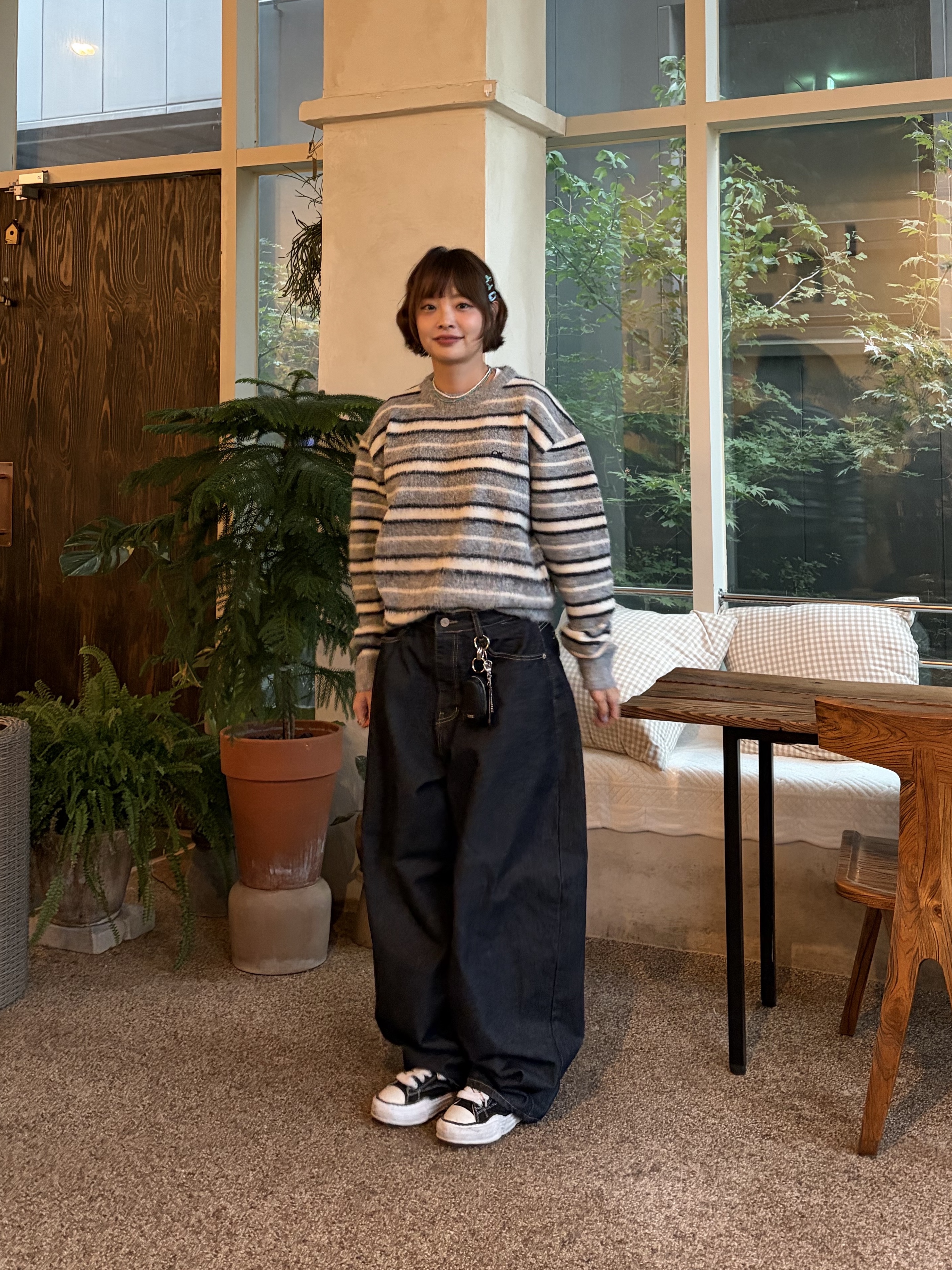 Maison Mihara Yasuhiro Peterson OG Sole Canvas Low Sneakers Black 착용 스타일 - 3