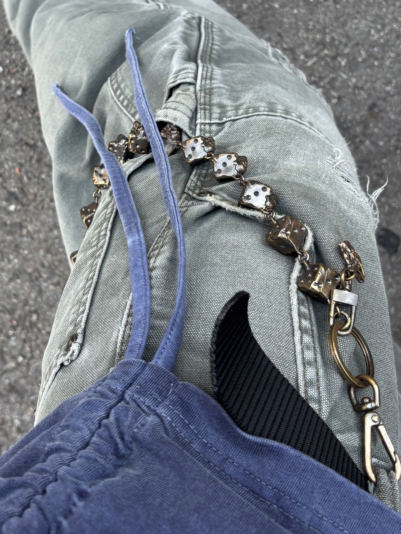 Wapworks Wp Military Shirring Crop Crewneck Navy, Rick Owens Vintage Sneaks Forest Milk 착용 스타일 - 5