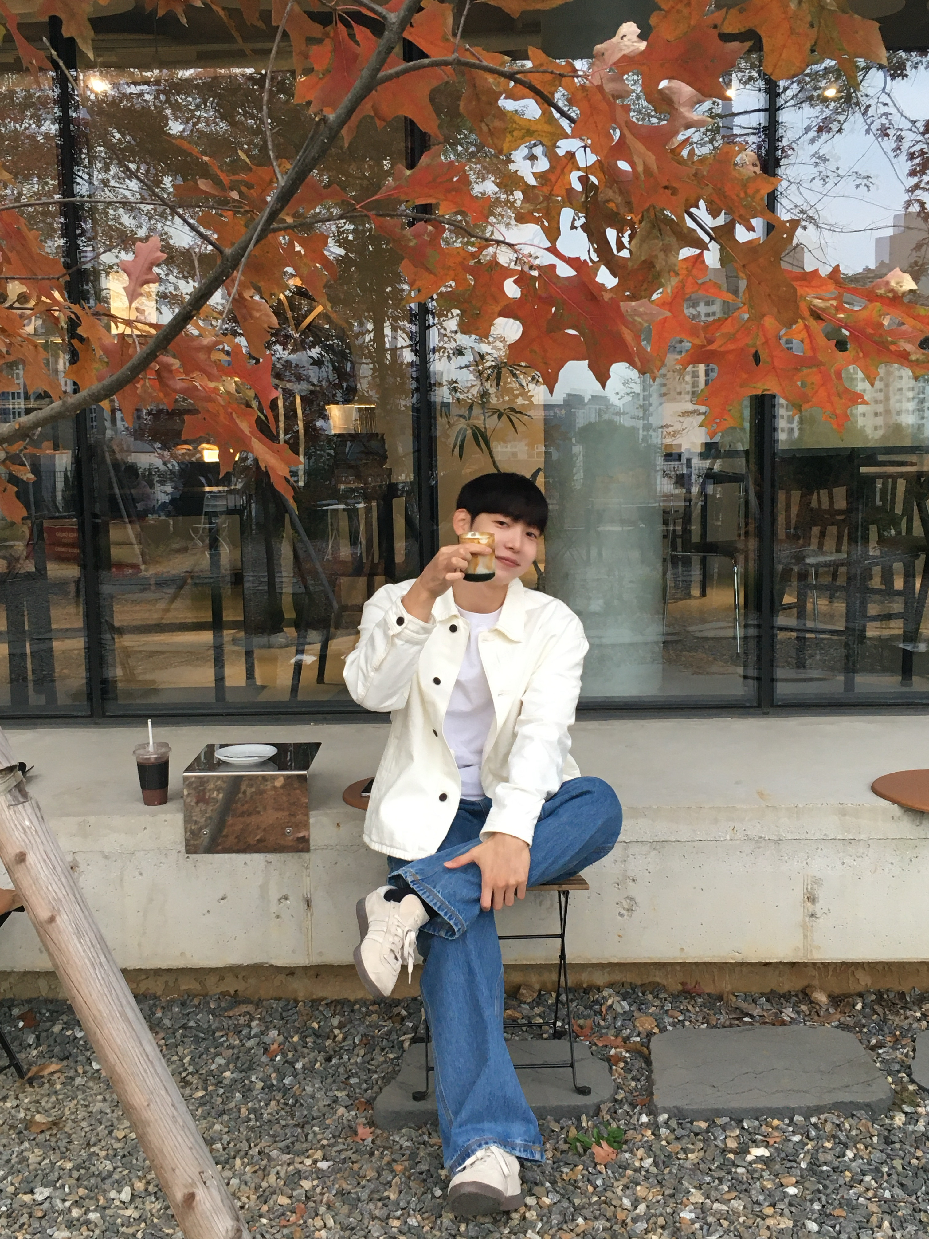 (W) Adidas Bern  White Gum 착용 스타일 - 2