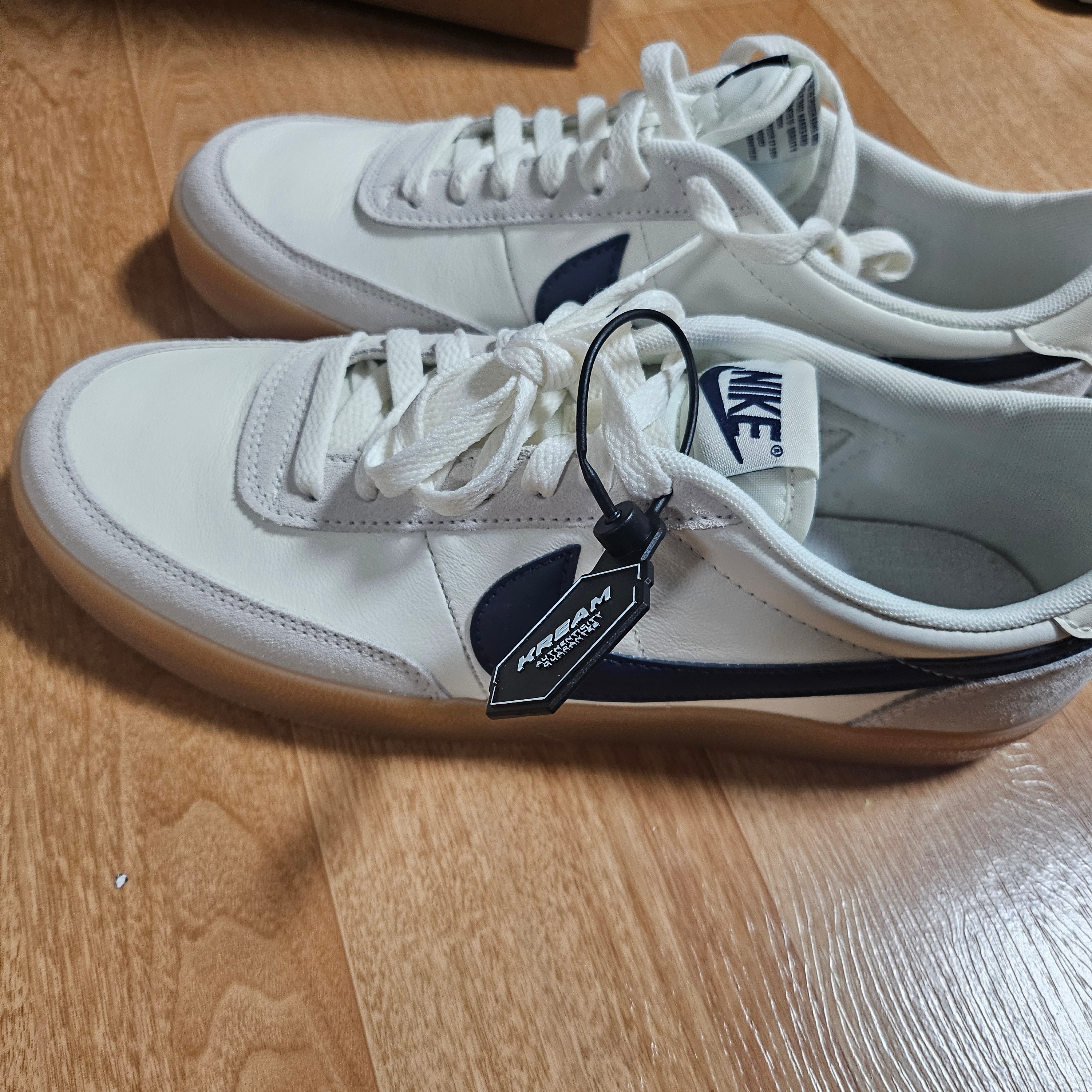 Nike x J.Crew Killshot 2 Sail Midnight Navy 착용 스타일