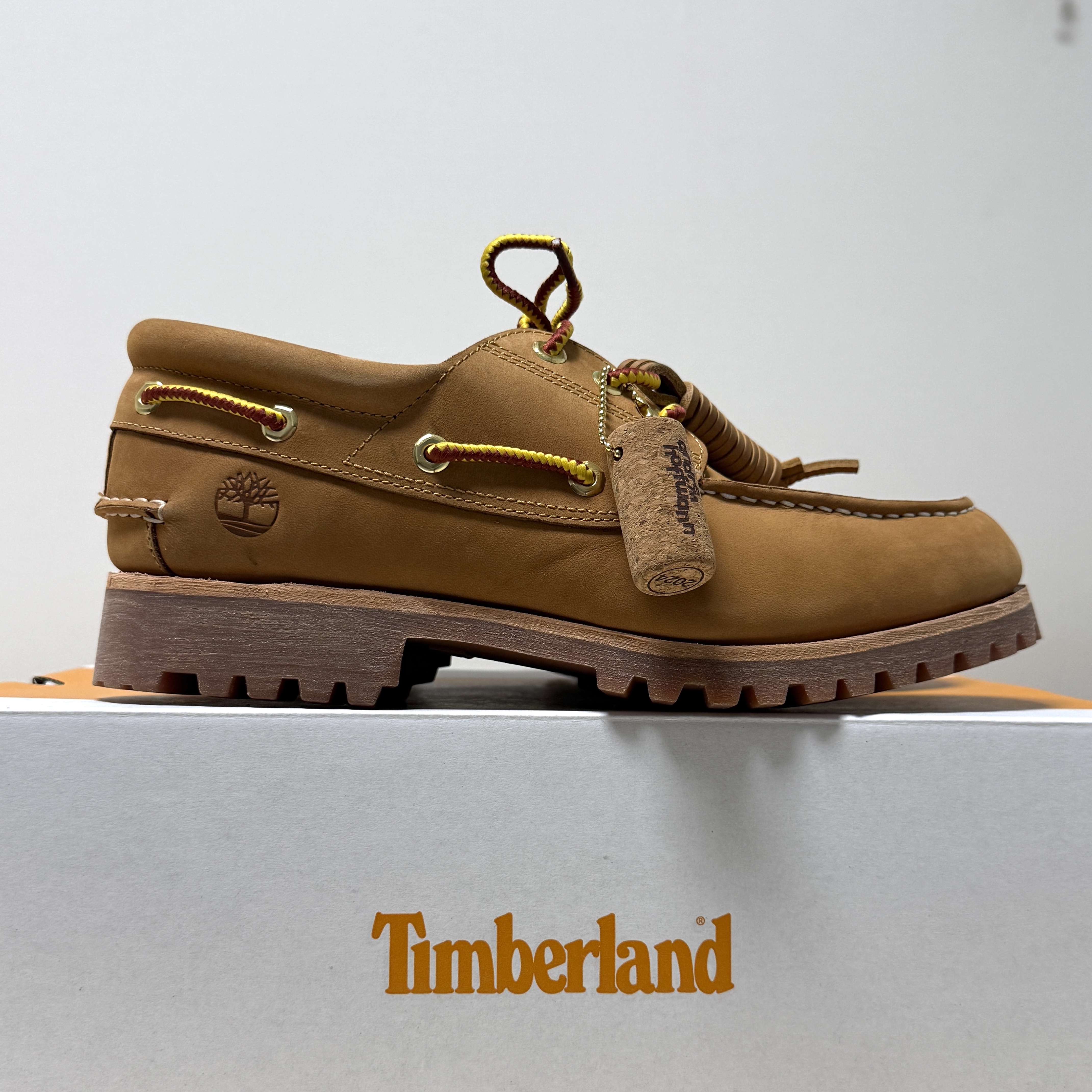 Timberland x AndreM Hoffwann 3-Eye Classic Lug Wheat - Wide 착용 스타일 - 1