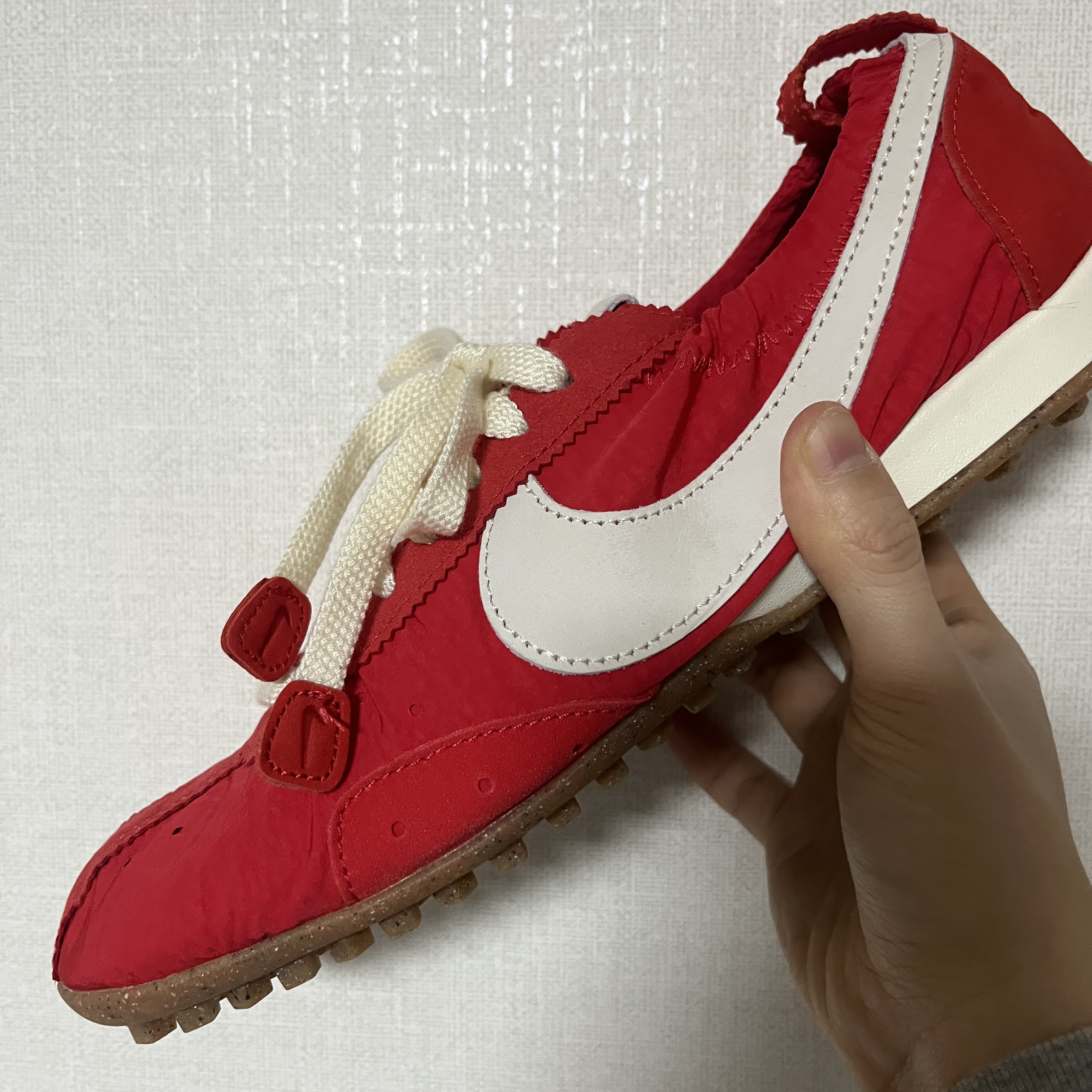 Nike x Jacquemus Moon Shoe SP University Red and Bicycle Yellow 착용 스타일 - 9