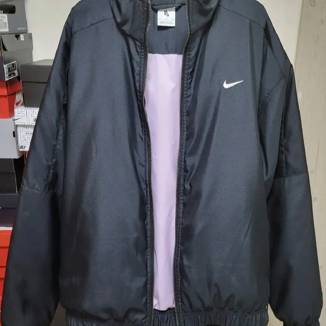 Nike NRG Solo Swoosh Satin Bomber Jacket Black Doll - Asia 착용 스타일