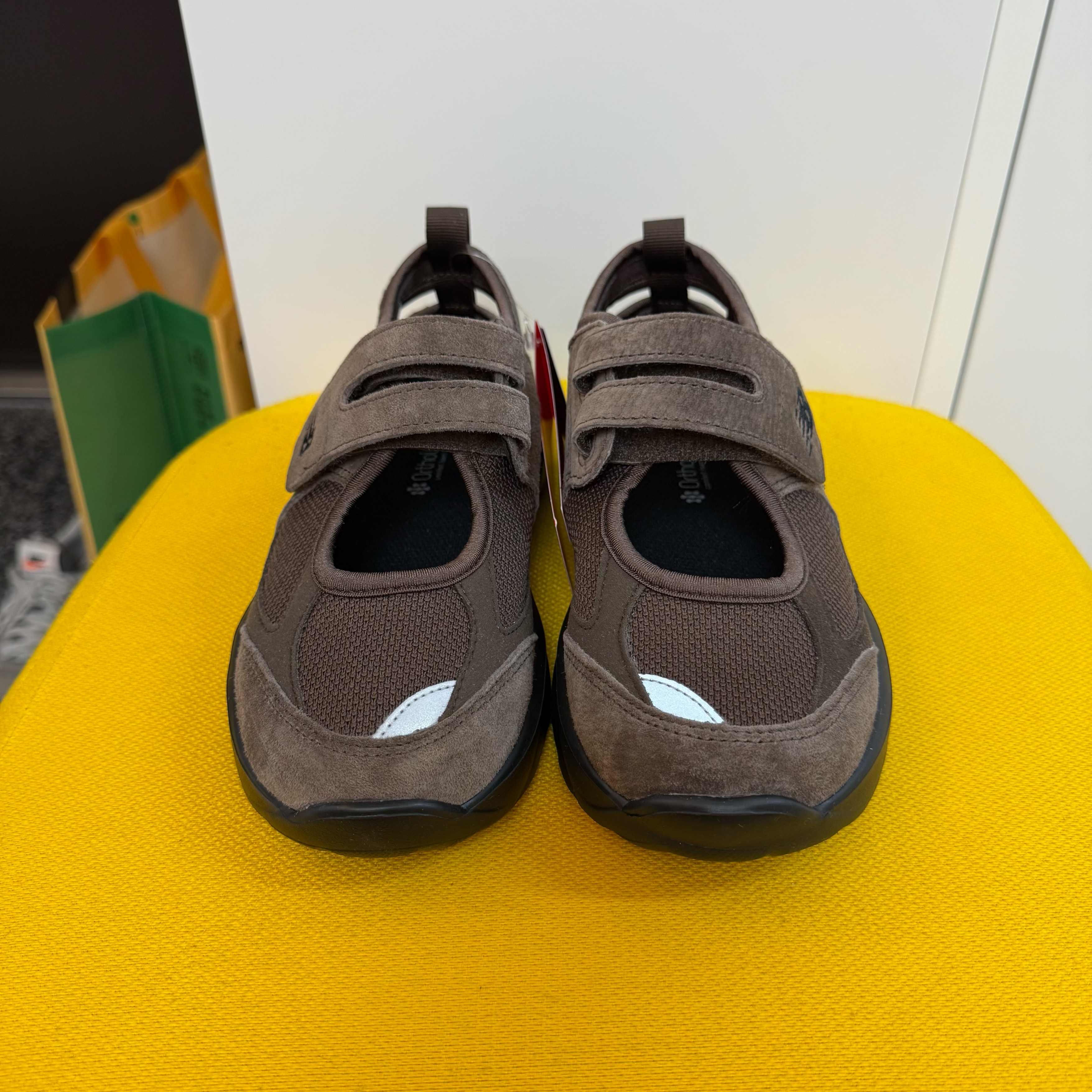 (W) New Balance Breeze SD2203 Brown 착용 스타일 - 2