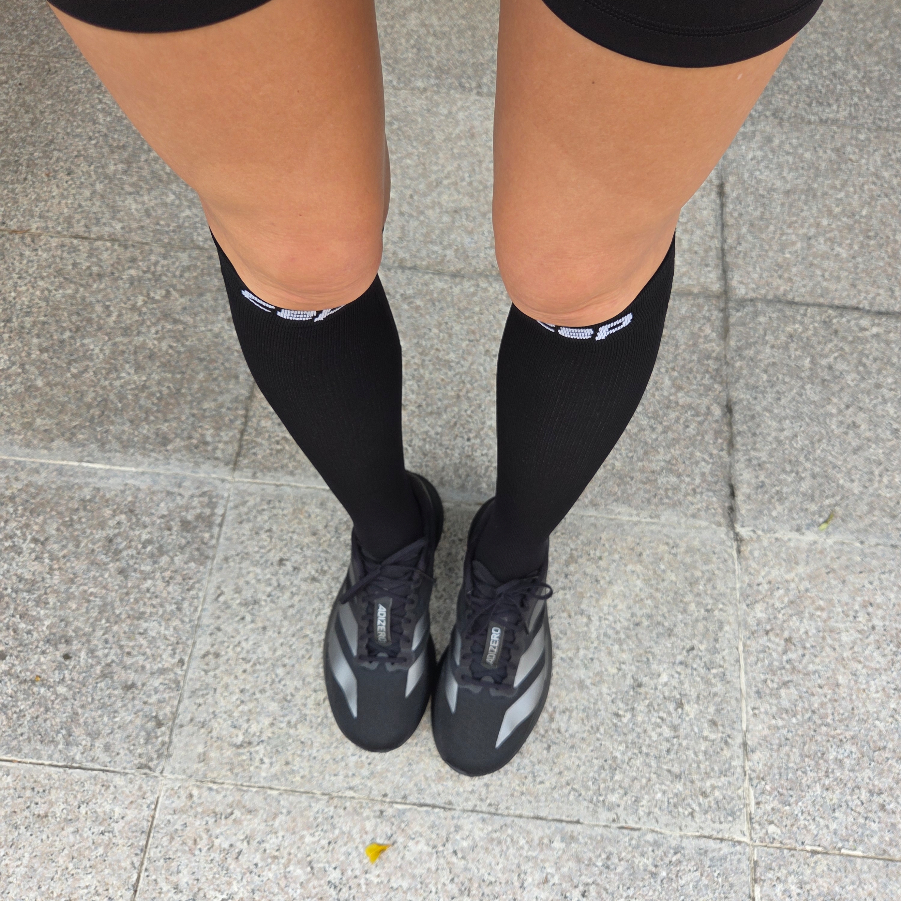 CEP Core Run Socks V5 Black 착용 스타일 - 2