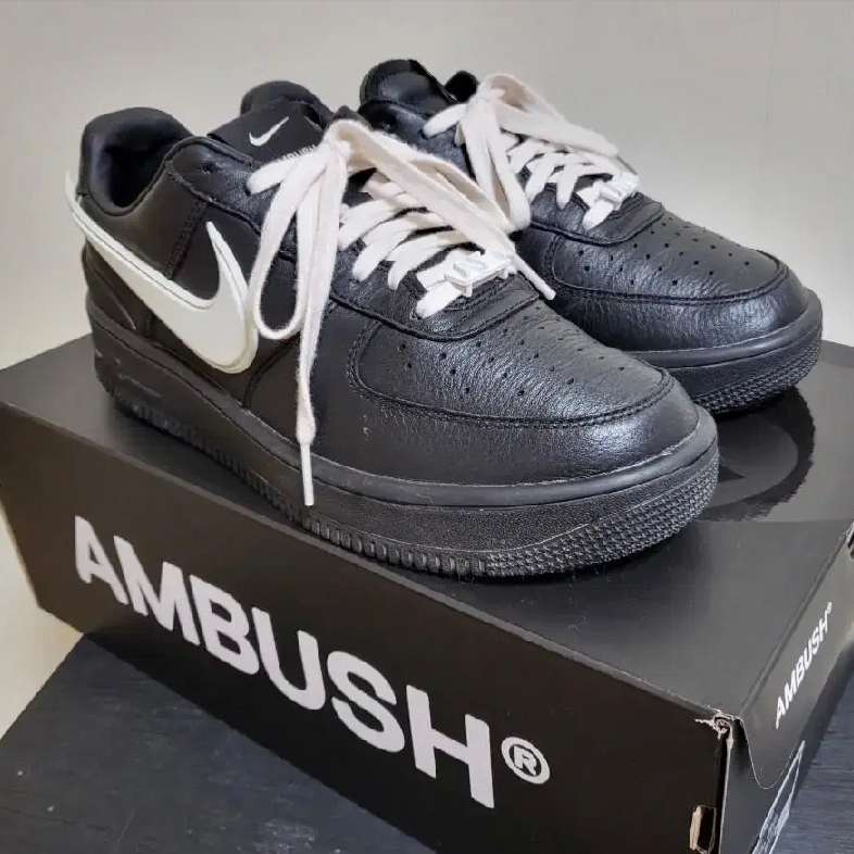 Nike x Ambush Air Force 1 Low SP Black 착용 스타일 - 2