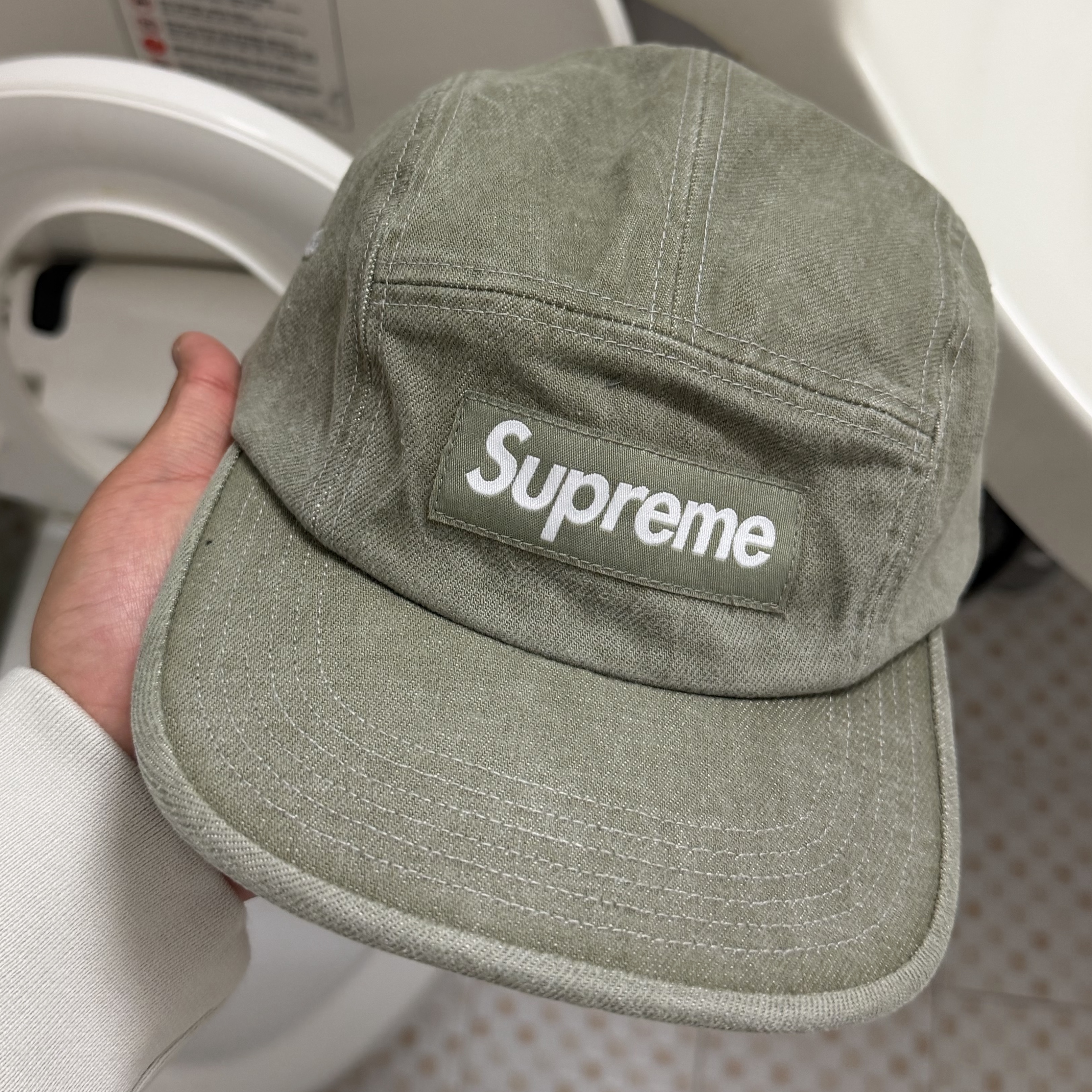Supreme Denim Camp Cap Olive - 25SS 착용 스타일