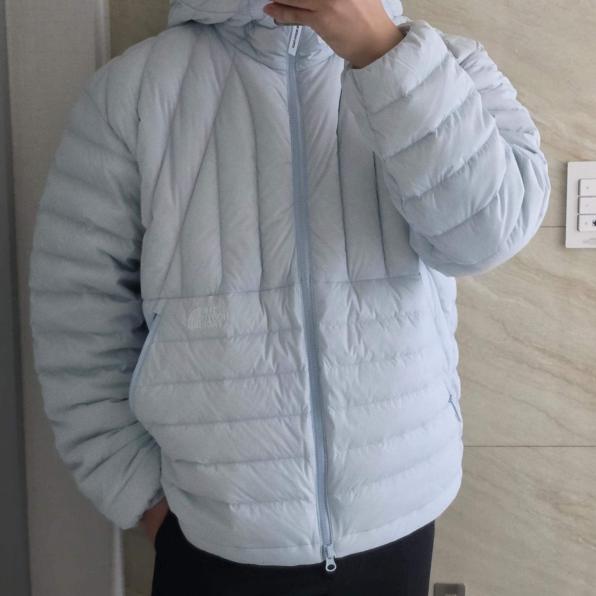 The North Face Coreline Down Jacket Light Blue - 25FW, The North Face Ventus On Jacket Silver 착용 스타일 - 1