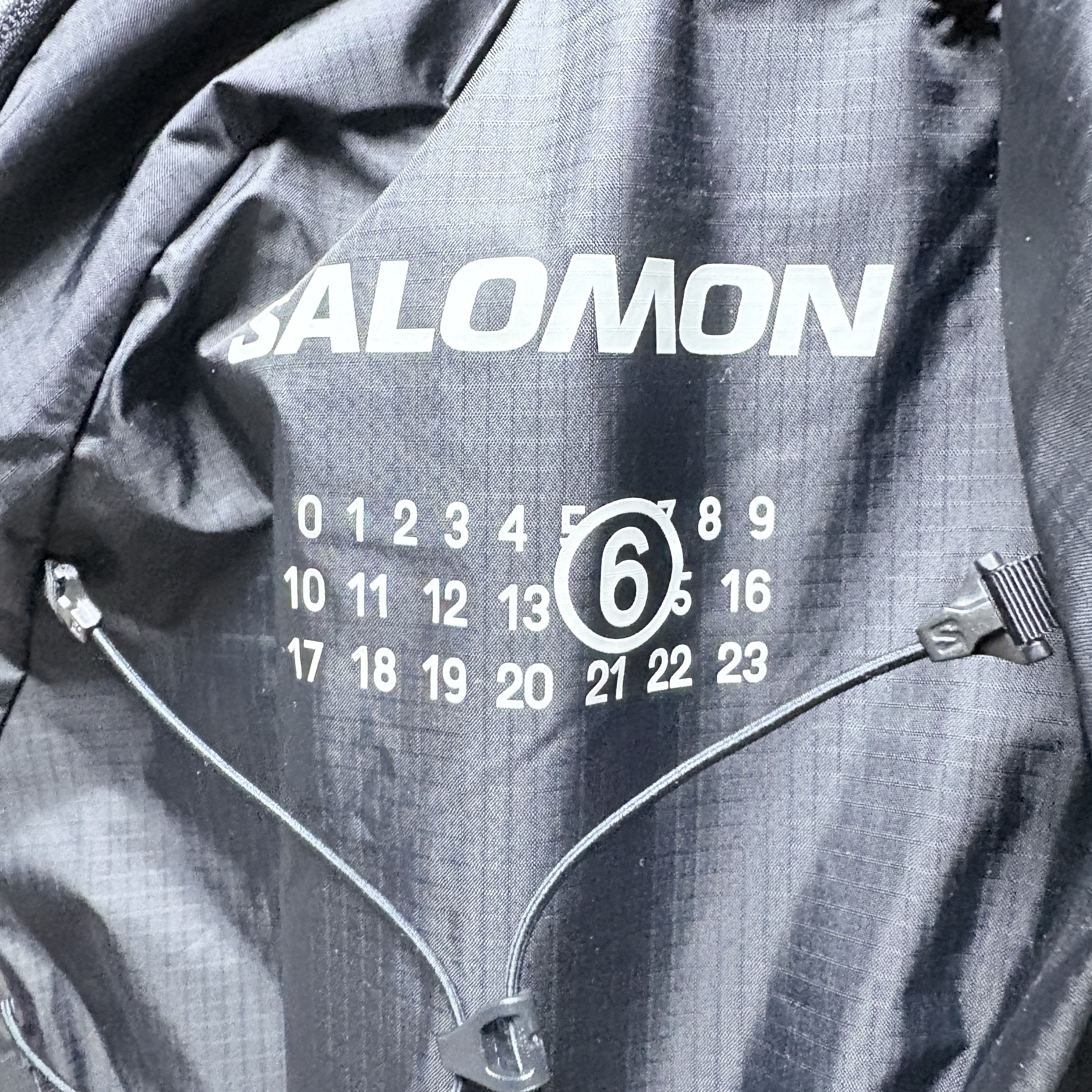 Salomon x MM6 Maison Margiela XT-15 Black 착용 스타일