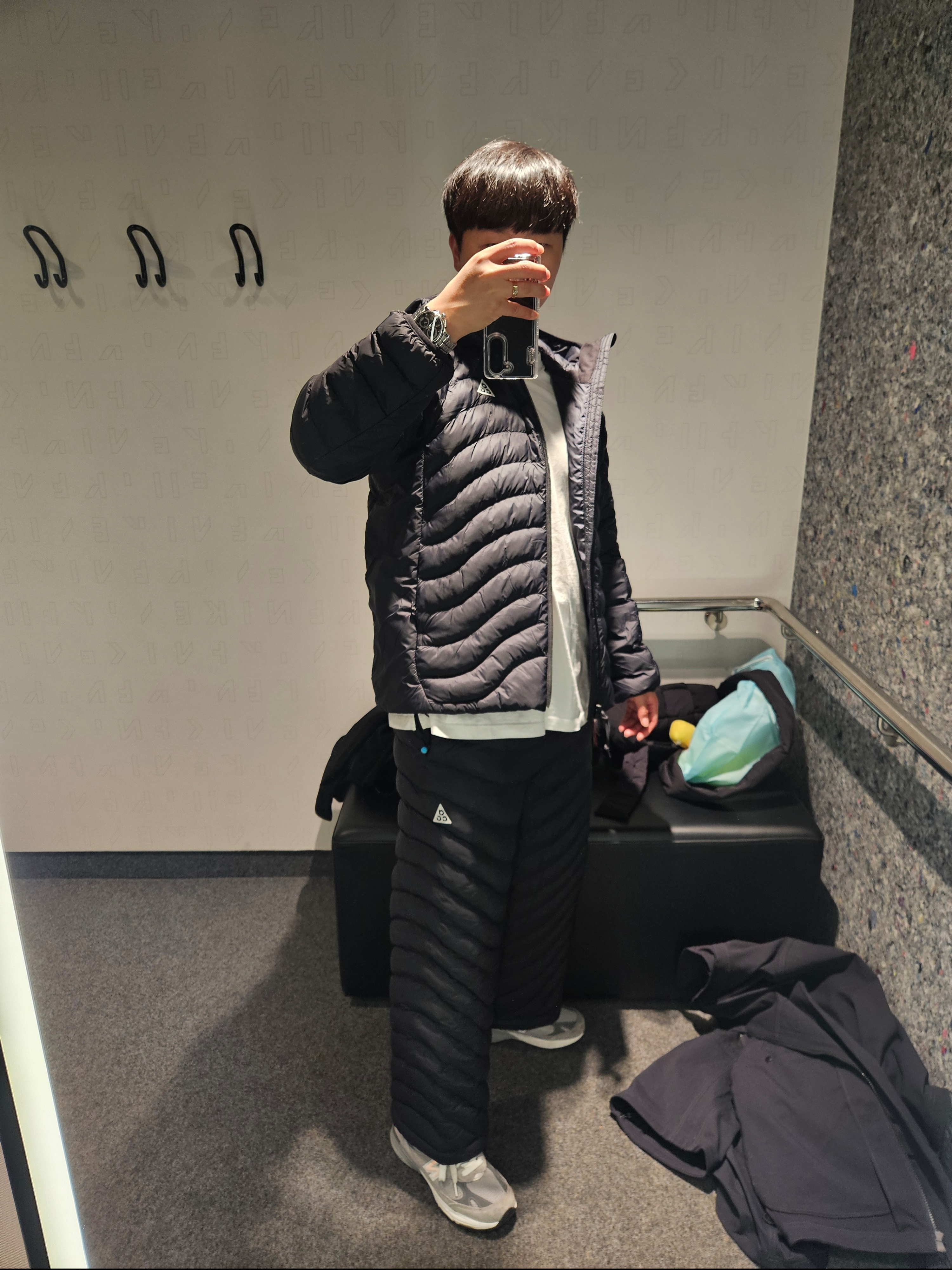 Nike ACG Lava Flow Therma-Fit ADV Trousers Black Summit White - Asia, Nike ACG Lava Flow Therma-Fit ADV Jacket Black Summit White - Asia 착용 스타일