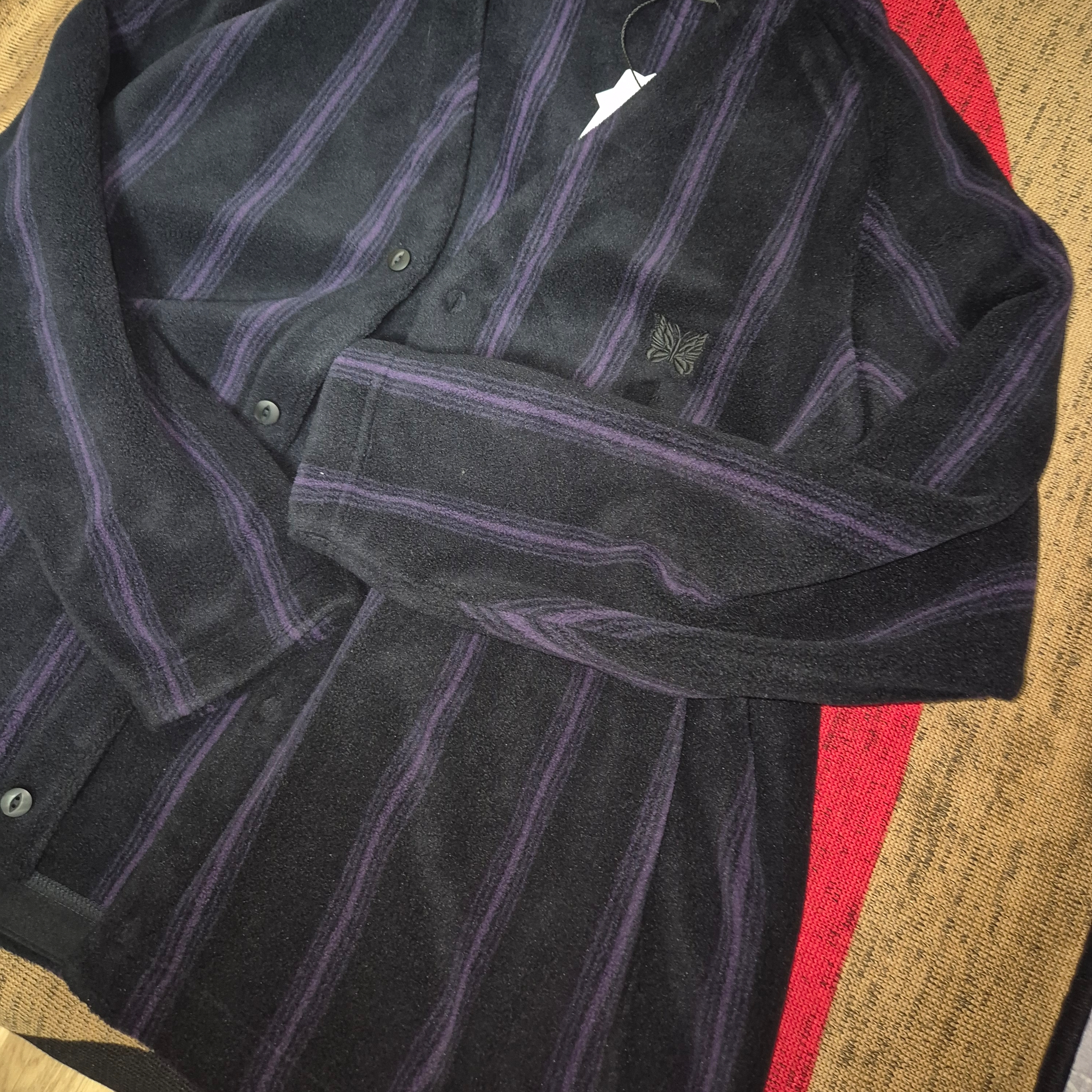 Uniqlo x Needles Fleece Oversized Cardigan Black - KR 착용 스타일 - 2