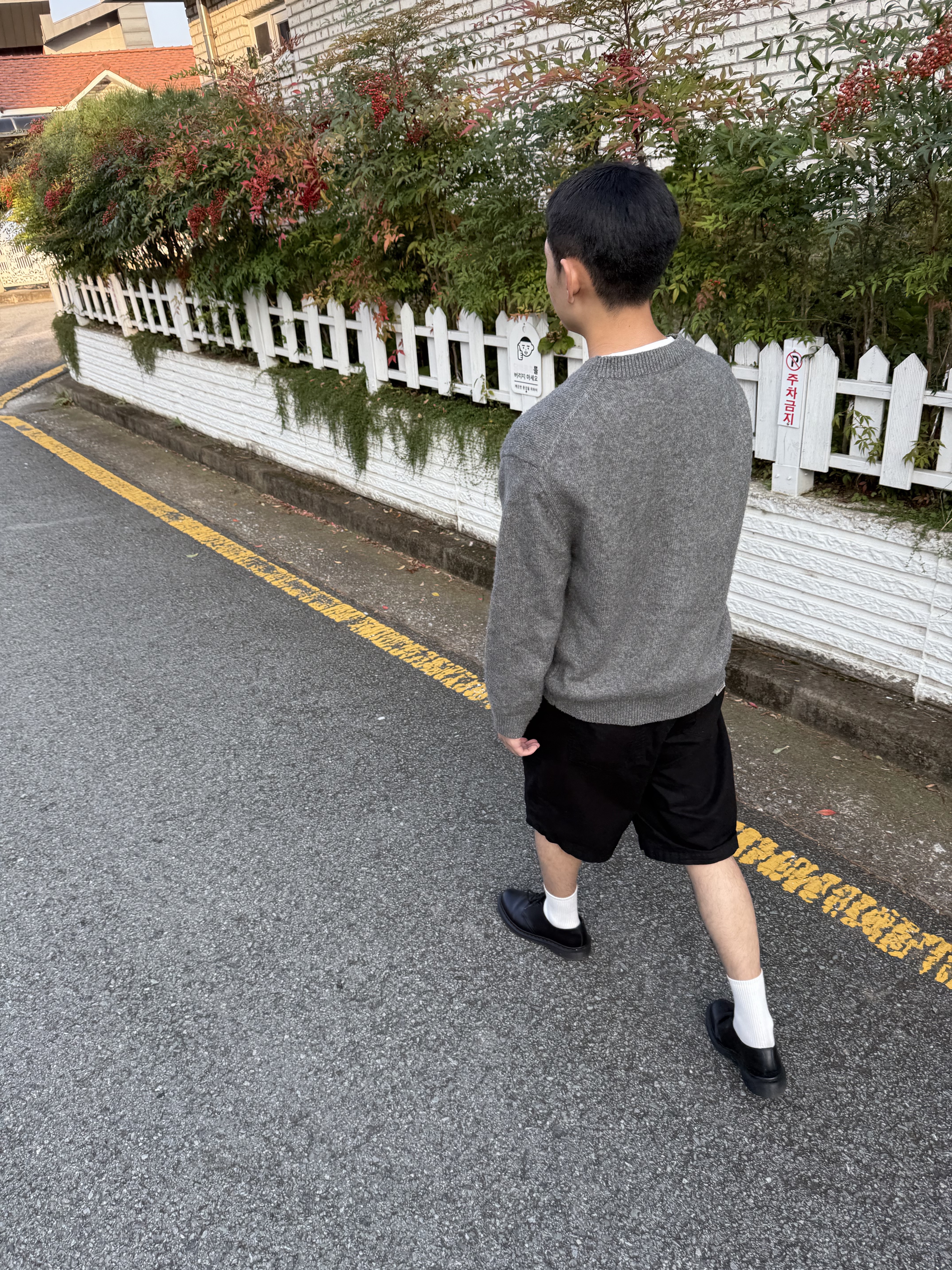 Dr. Martens 1461 Mono Black 착용 스타일 - 1