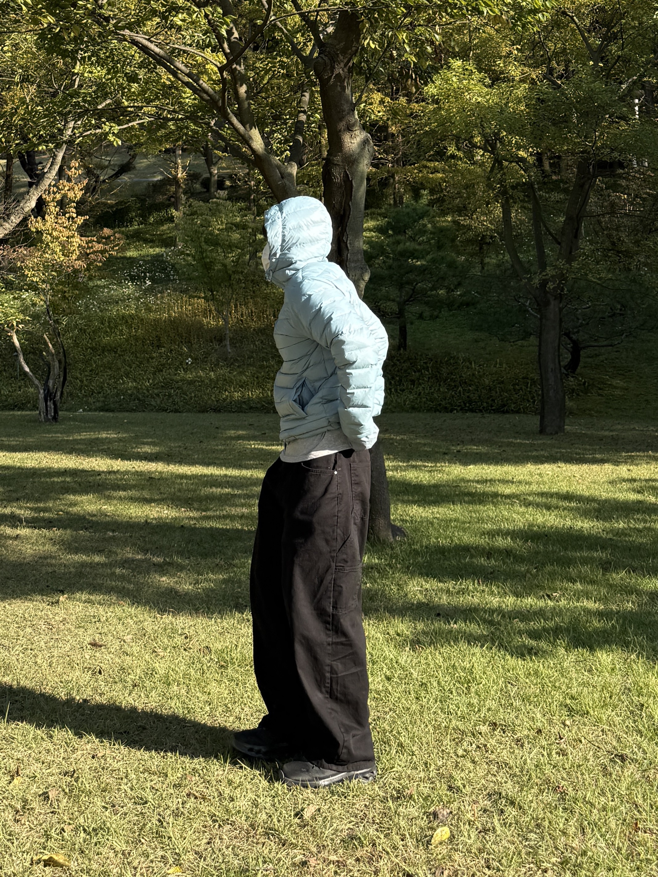 Musinsa Standard City Leisure Hooded Light Down Jacket Cloudy Blue, Musinsa Standard City Leisure Hooded Light Down Jacket Moon Blue 착용 스타일 - 2