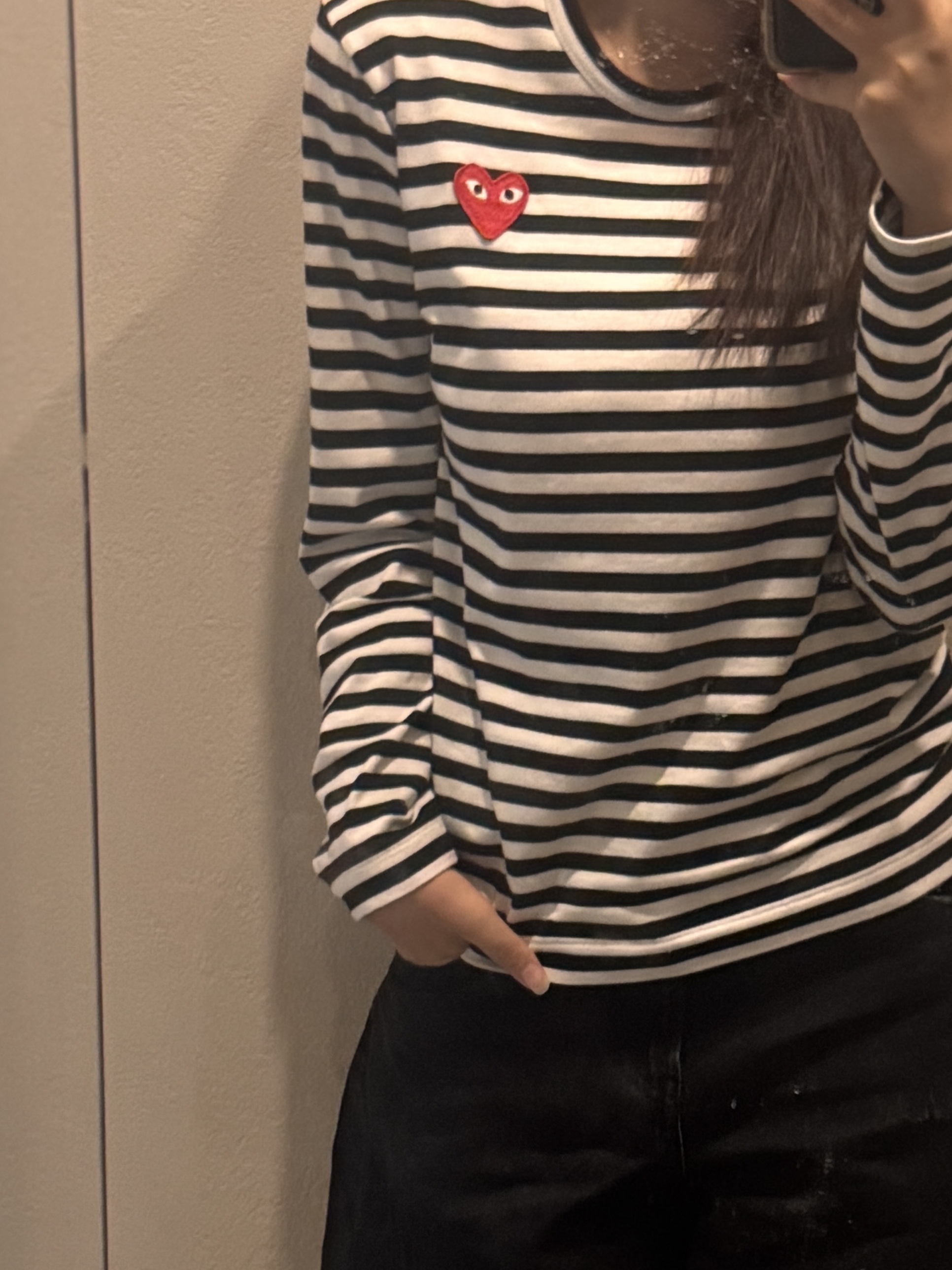 Play Comme des Garcons Striped LS T-Shirt Black White 착용 스타일 - 1