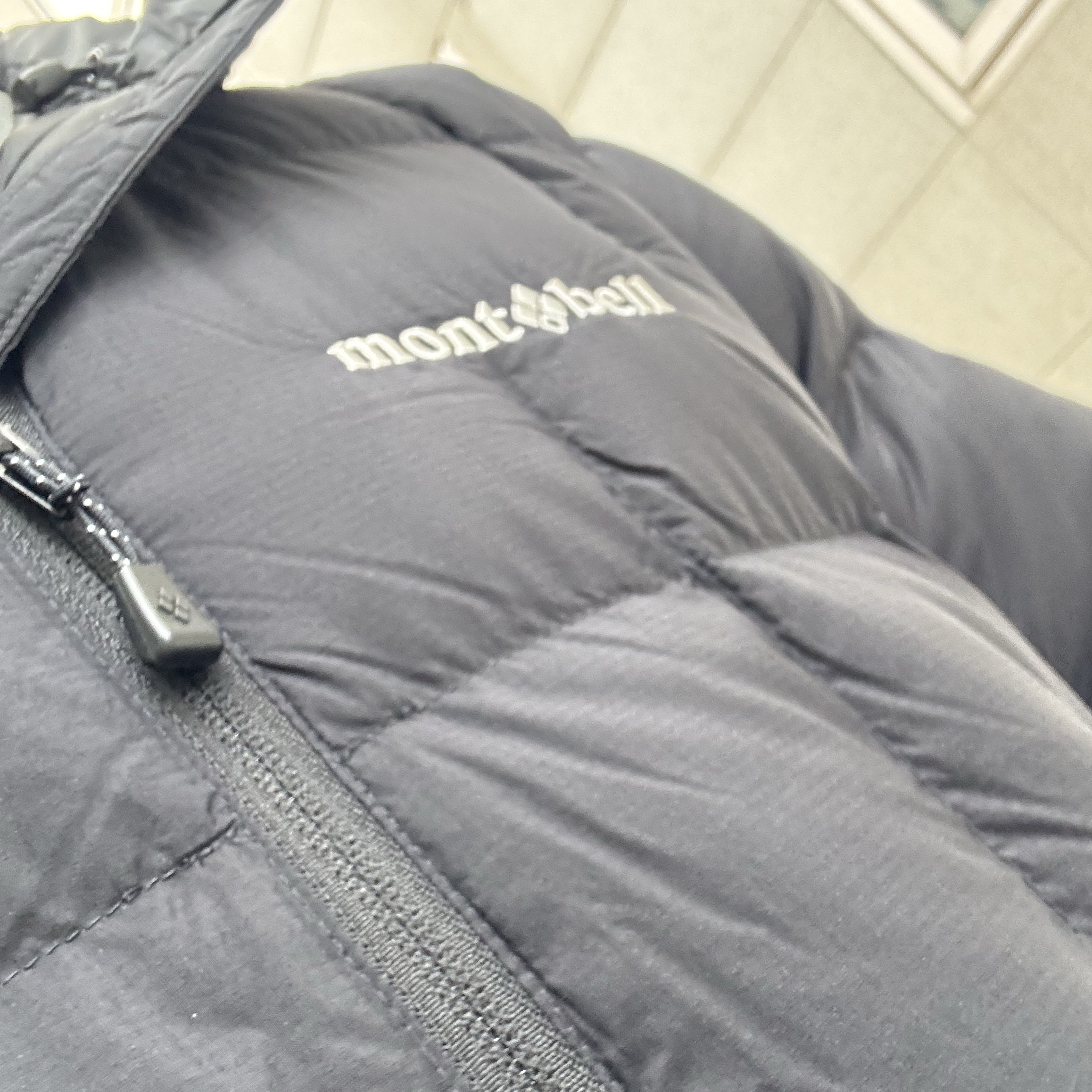 Montbell Neige Down Parka Black 착용 스타일