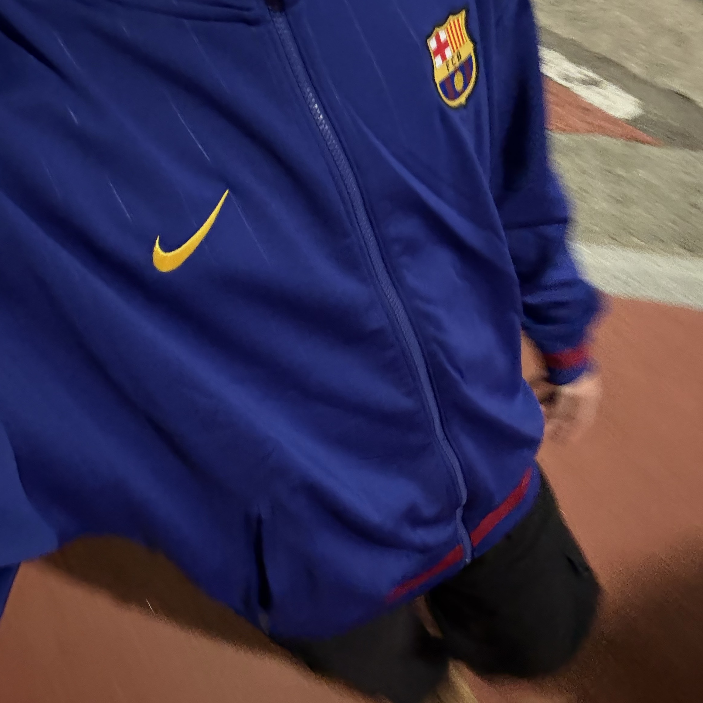 Nike FC Barcelona 2024/25 Dri-Fit Stadium Home Jersey Deep Royal Blue Midnight Navy (Non Marking Ver.), Nike Air Force 1 '07 WB Flax 착용 스타일 - 2